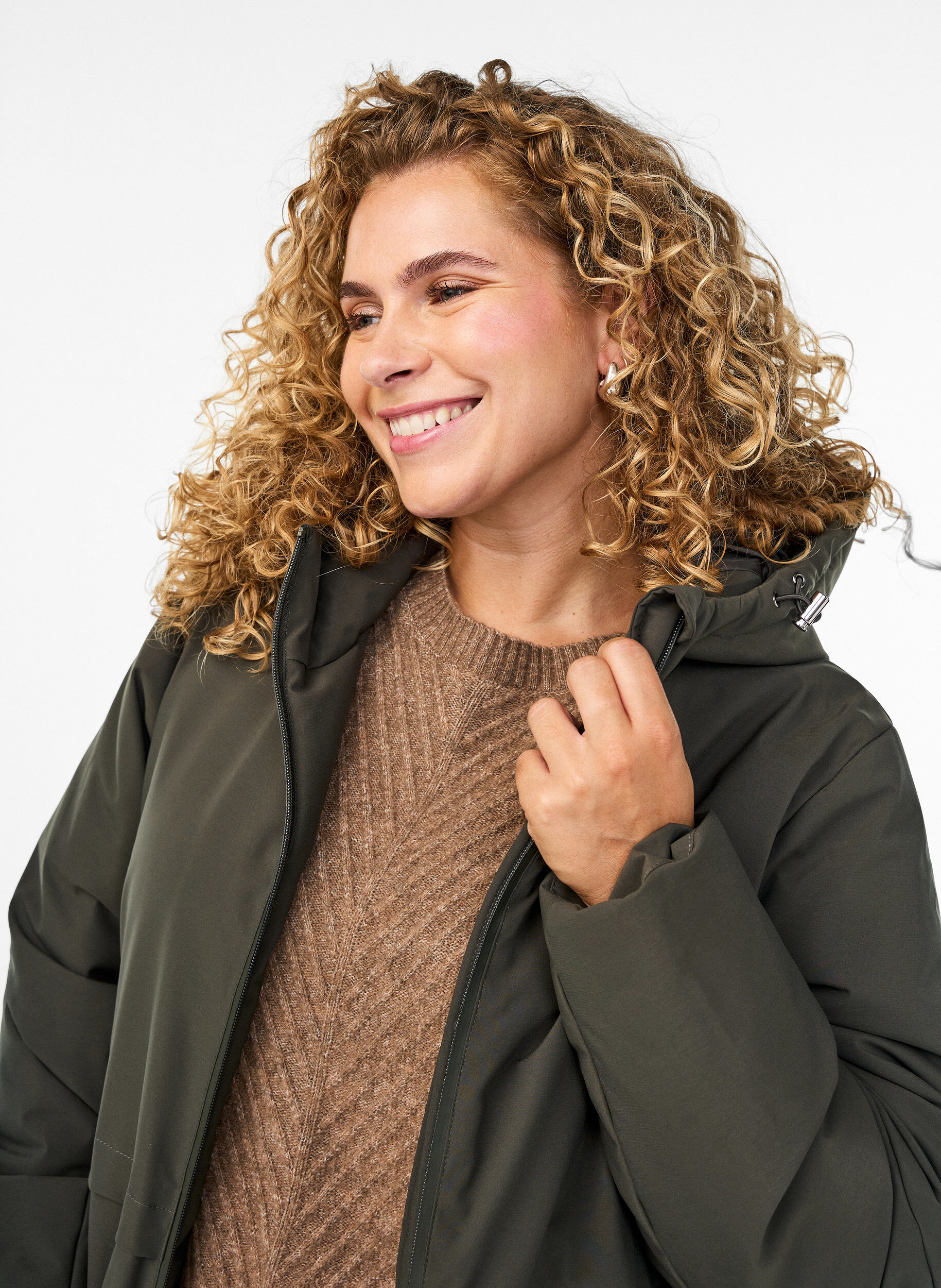 ZizziWinterjacke mit verstellbarer Taille, Gr&uuml;n, Model image number 3