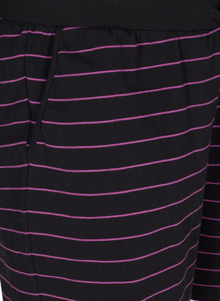 Lockere Shorts aus Baumwolle mit Streifen, Black w. Purple, Packshot image number 2