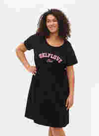 Nachthemd aus Baumwolle mit kurzen Ärmeln, Black w. Self, Model