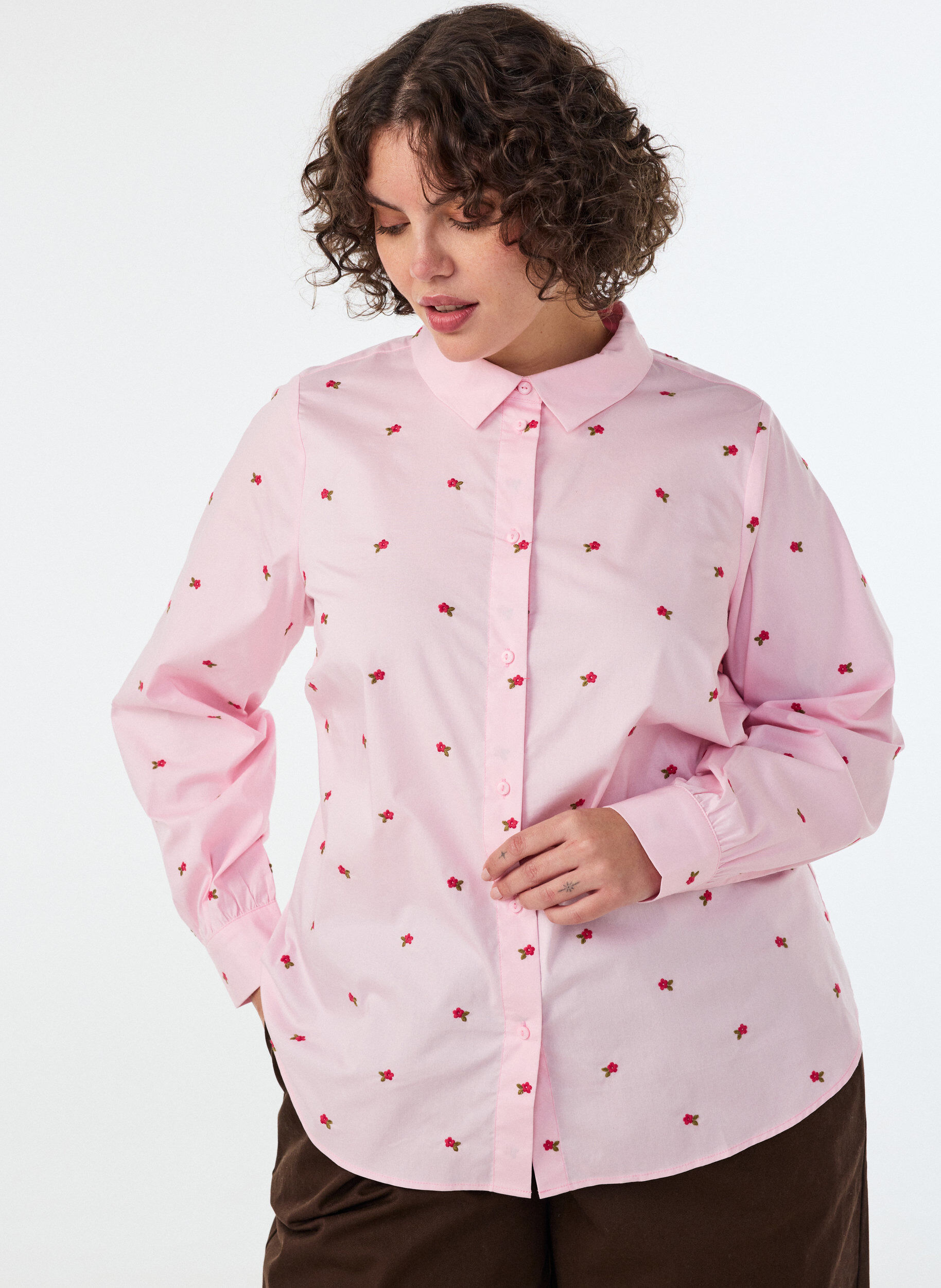 ZizziHemdbluse mit Blumenstickerei, Pink, Model image number 0