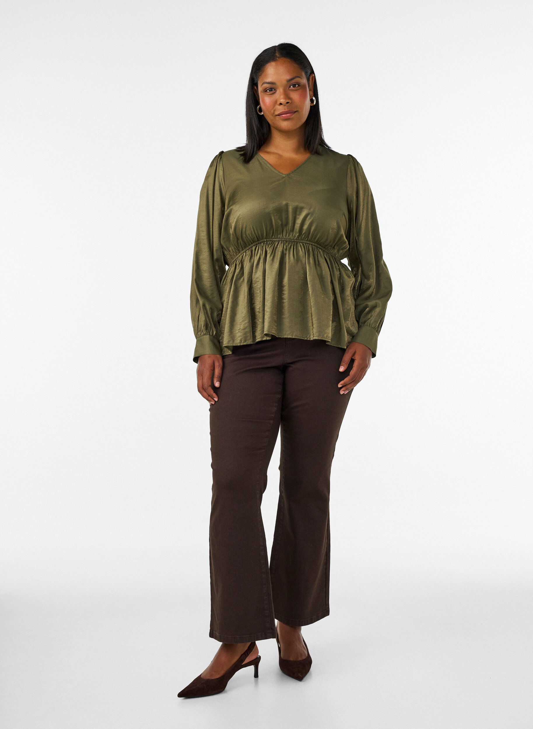 ZizziGl&auml;nzende Bluse aus Viskose mit Peplum-Effekt, Gr&uuml;n, Model image number 1