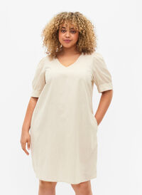 V-Ausschnitt-Kleid aus Baumwollmischung mit Leinen, Sandshell, Model