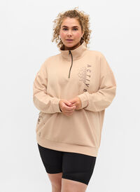 Hochgeschlossenes Sweatshirt mit Reißverschluss, Oatmeal, Model