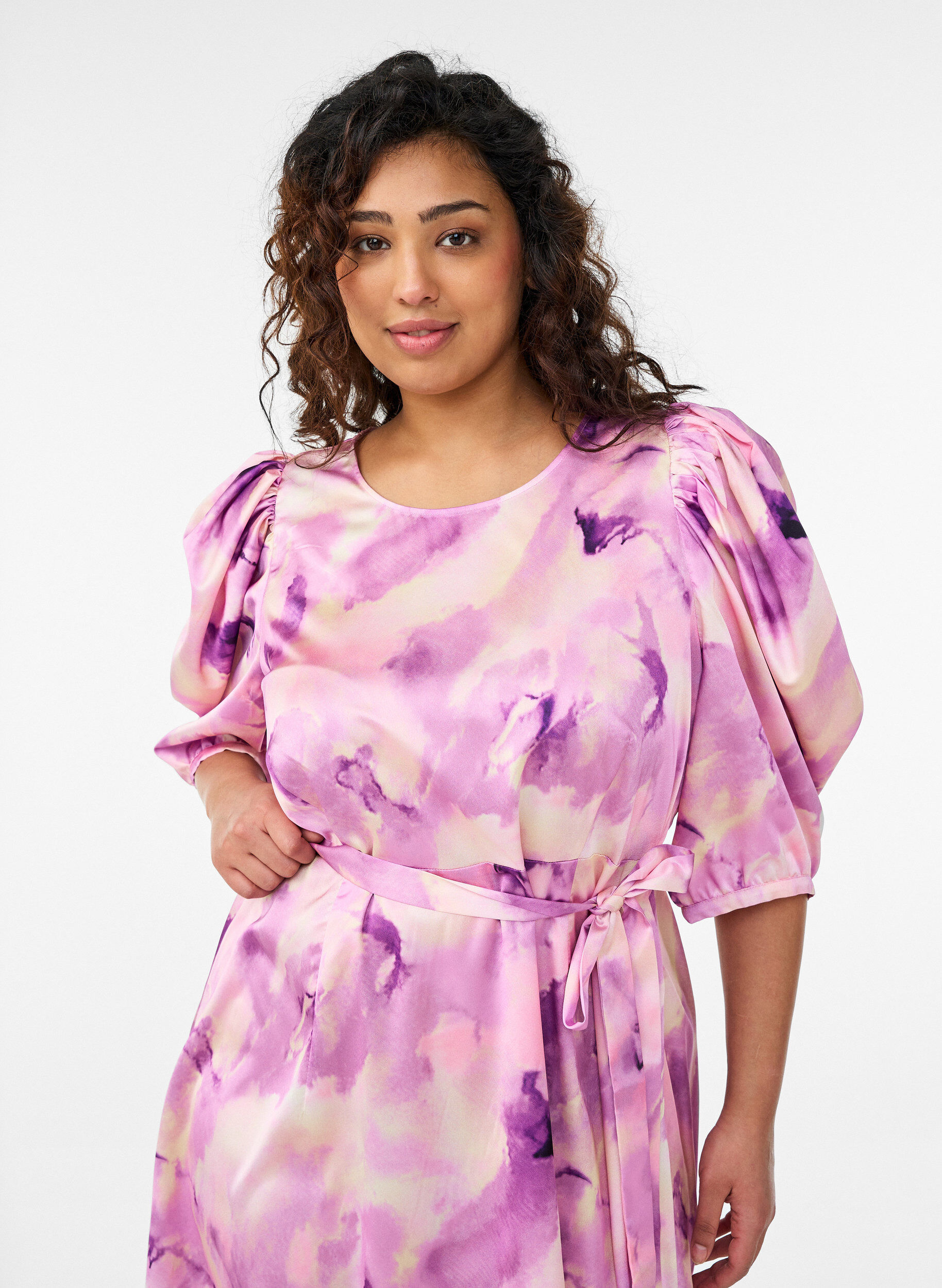 ZizziPartykleid mit kurzen &Auml;rmeln und Bindeg&uuml;rtel, Lila, Model image number 2