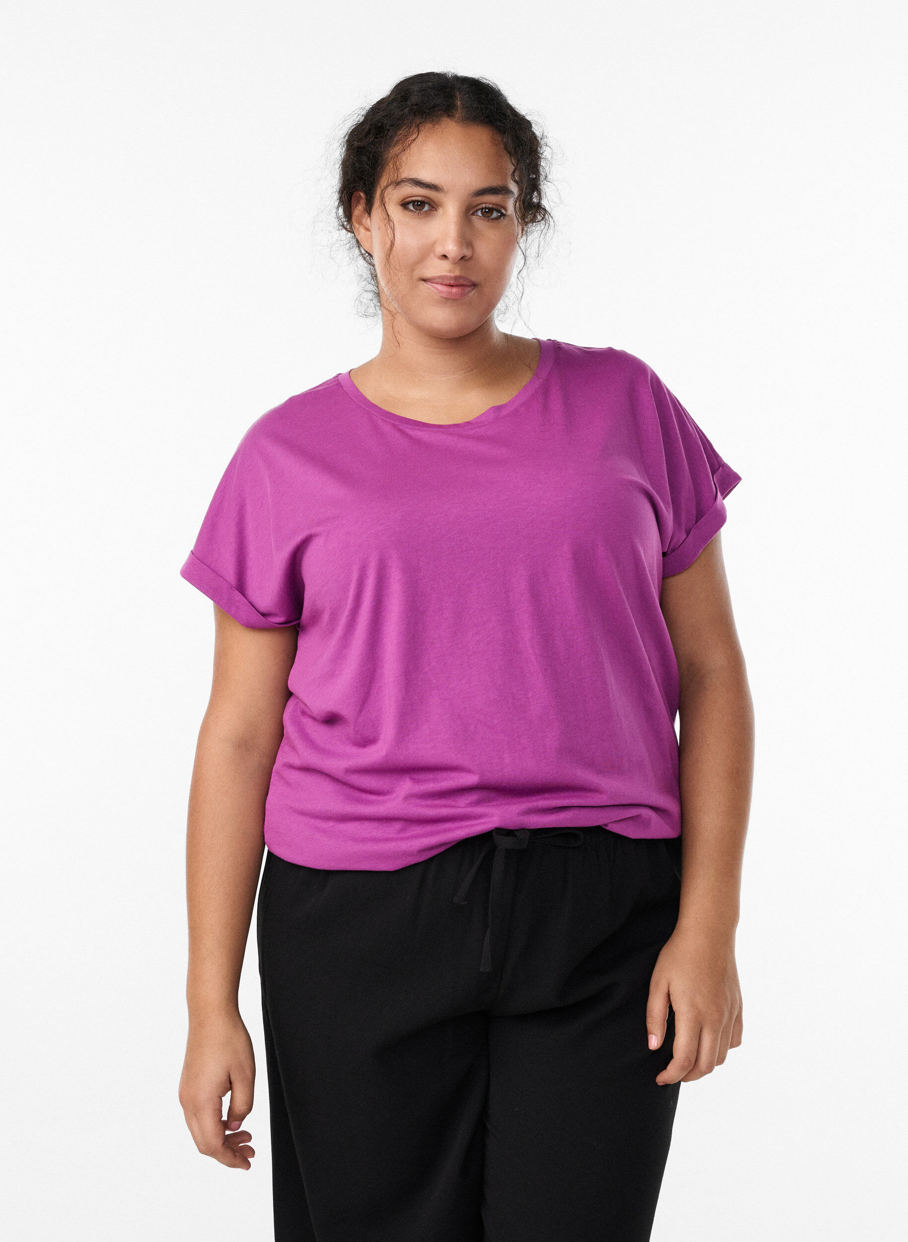 ZizziKurz&auml;rmeliges T-Shirt aus einer Baumwollmischung, Lila, Model image number 0