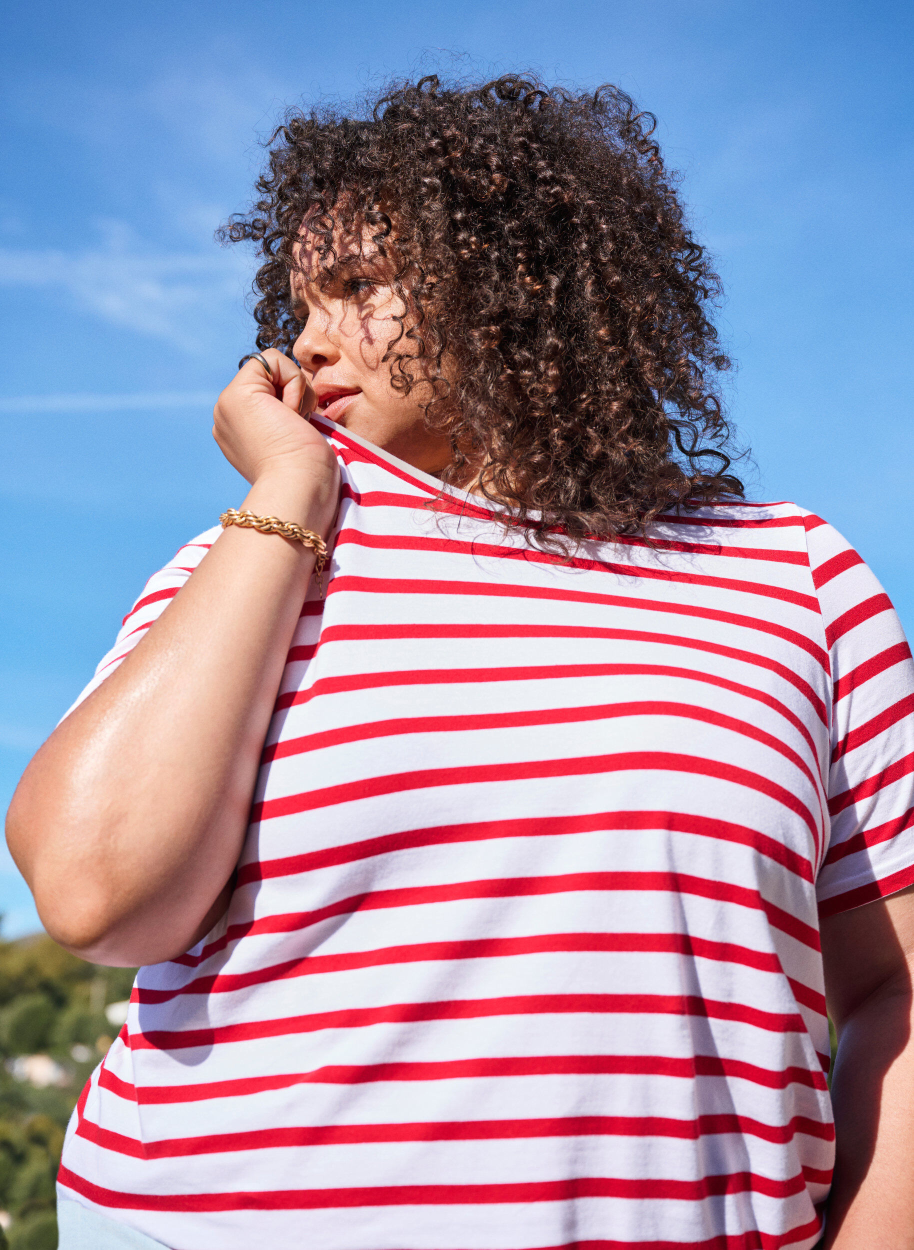 ZizziGestreiftes T-Shirt aus biologischer Baumwolle, Rot, Image image number 0
