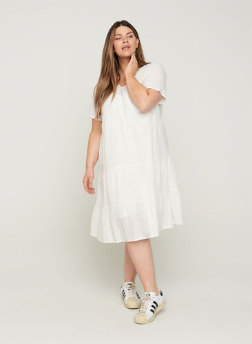 Kurzarm Kleid mit Lochstickerei, Bright White, Model image number 0