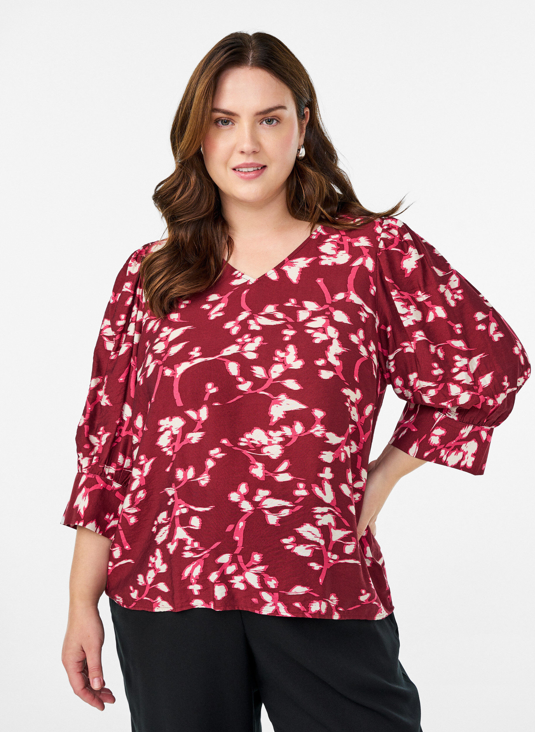 Bluse mit V-Ausschnitt und 3/4-&Auml;rmeln, Rot, Model