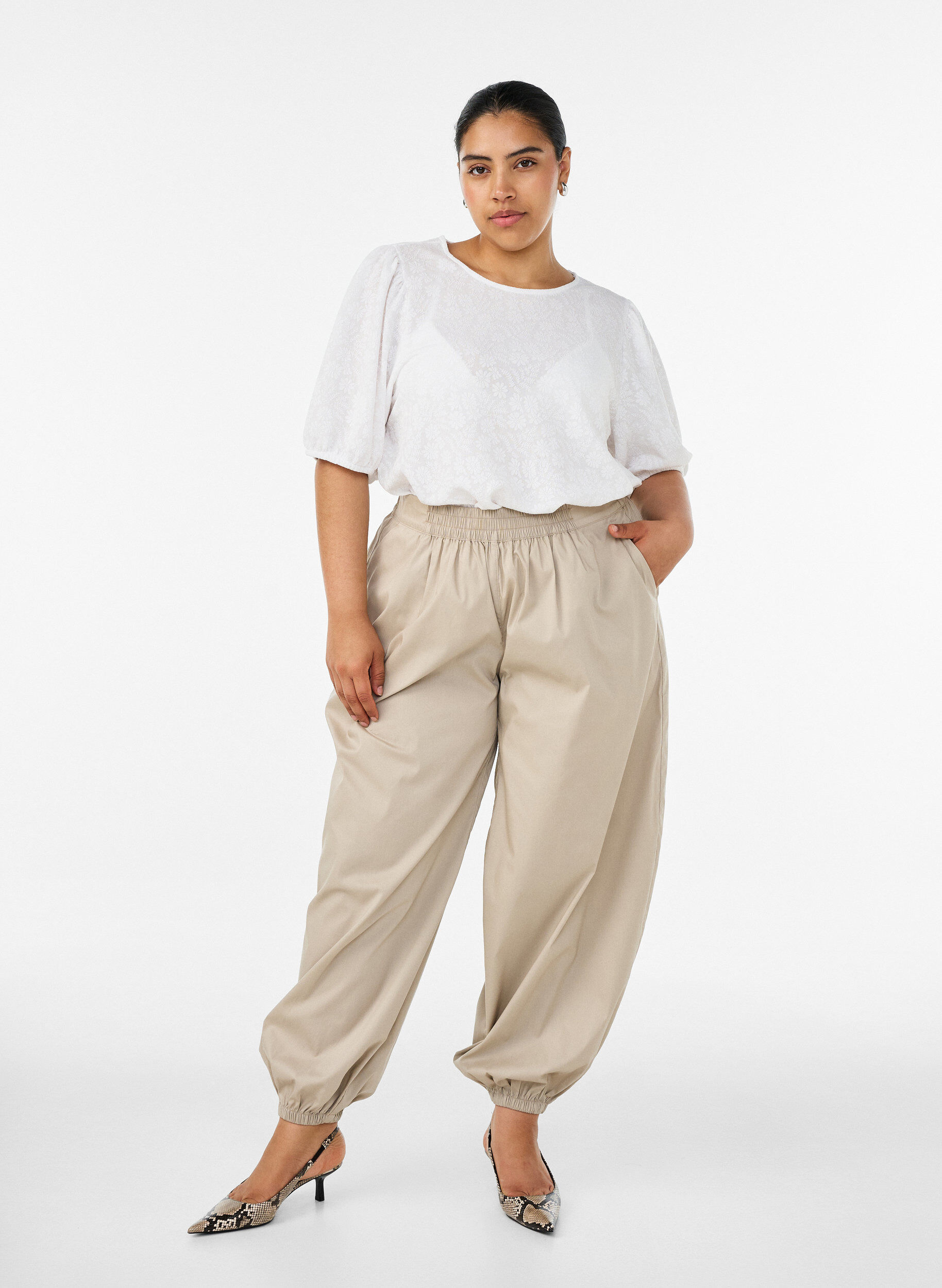 ZizziBluse mit Struktur und kurzen &Auml;rmeln, Wei&szlig;, Model image number 1