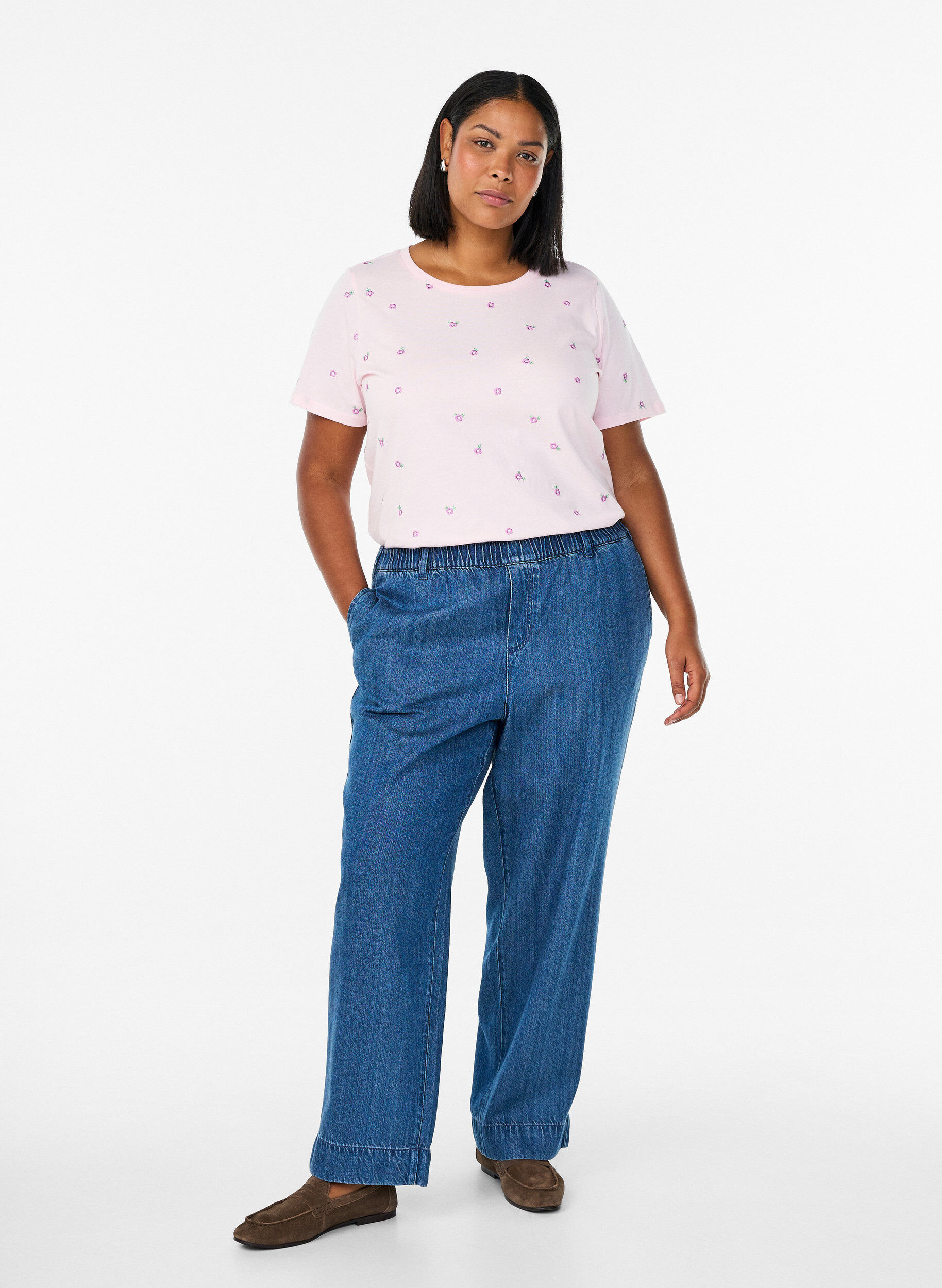 ZizziT-Shirt aus Bio-Baumwolle mit aufgestickten Motiven, Pink, Model image number 1