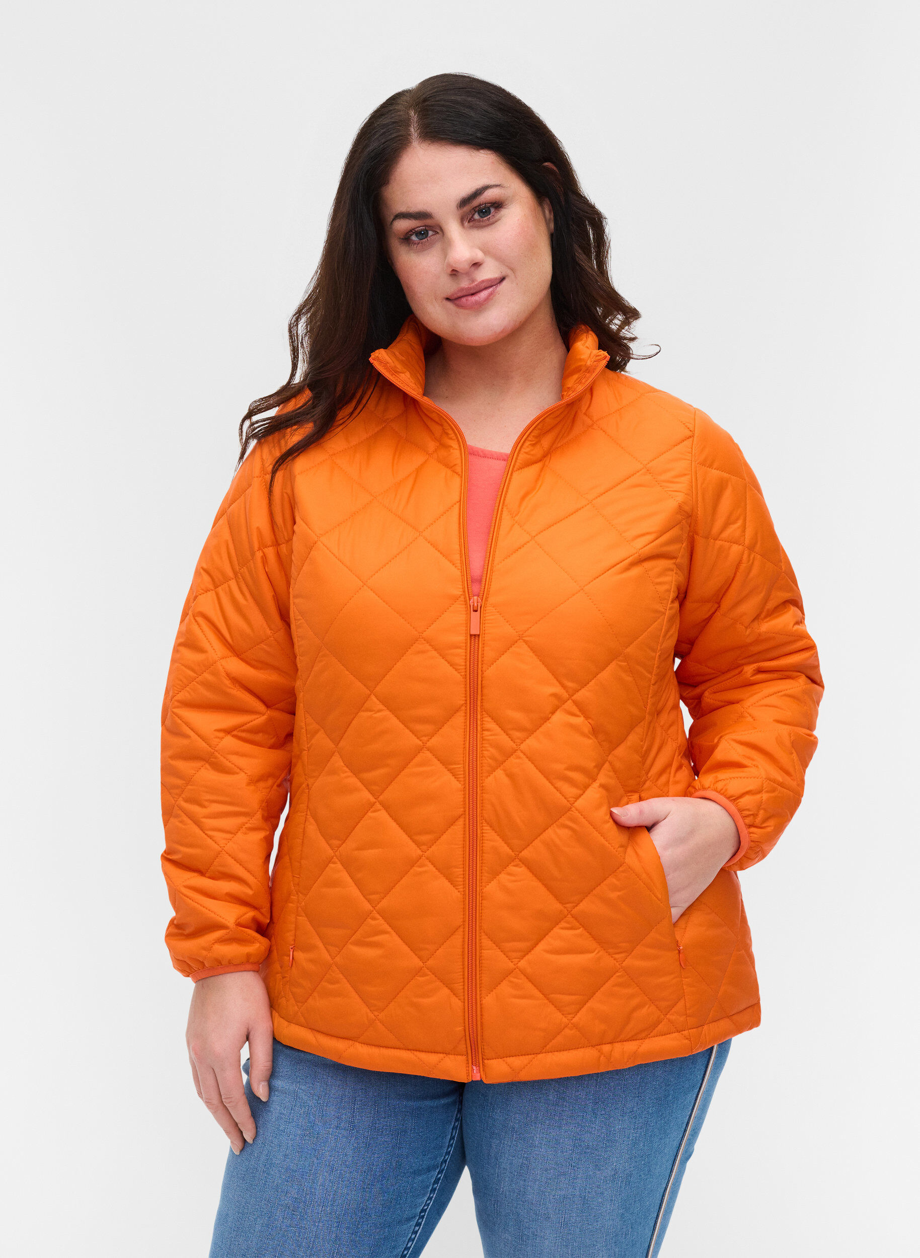 ZizziGesteppte Leichtgewichtsjacke mit Rei&szlig;verschluss und Taschen, Mandarin Orange, Model image number 0