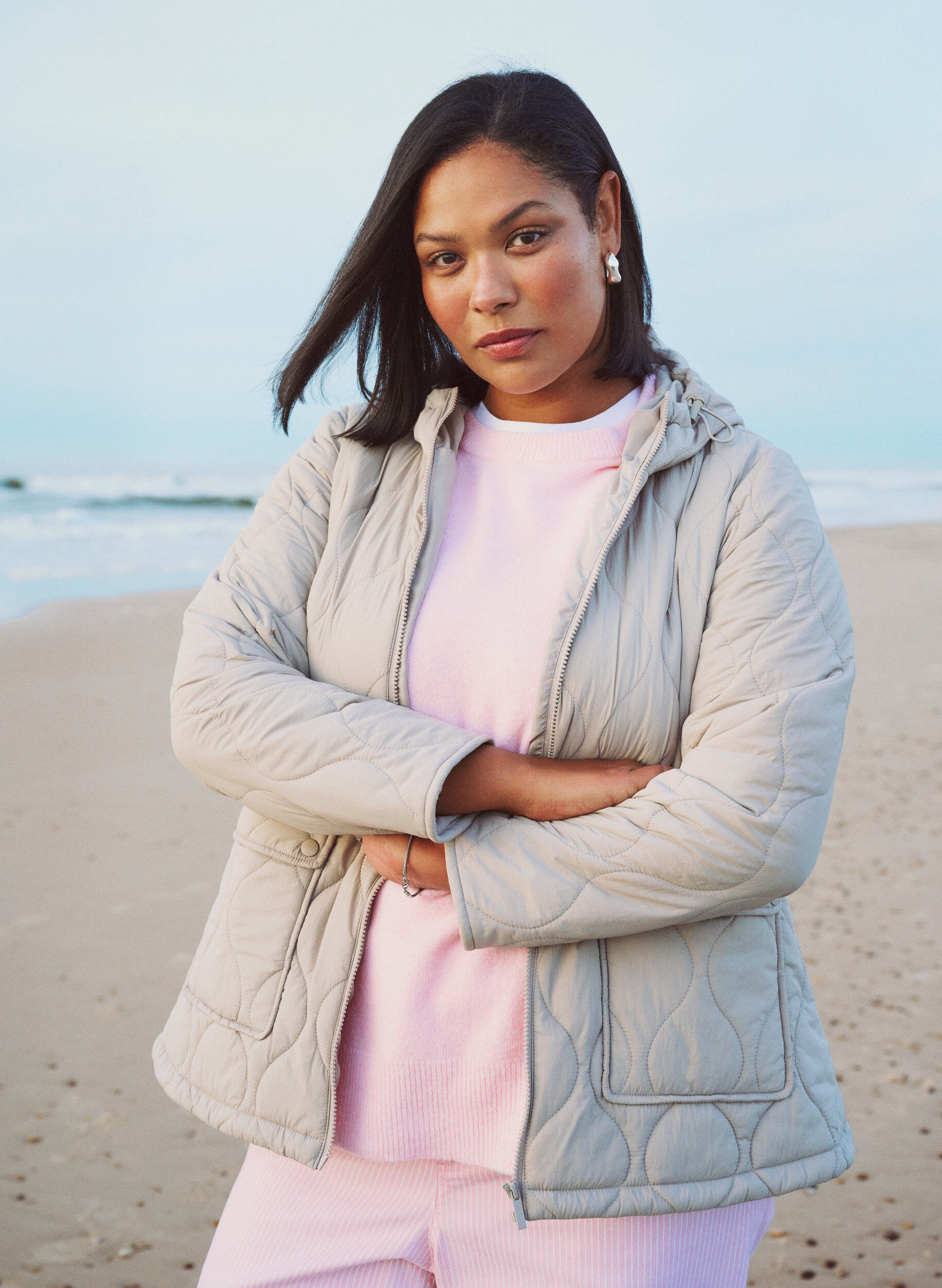 ZizziSteppjacke mit Kapuze und Taschen, Beige, Image image number 0