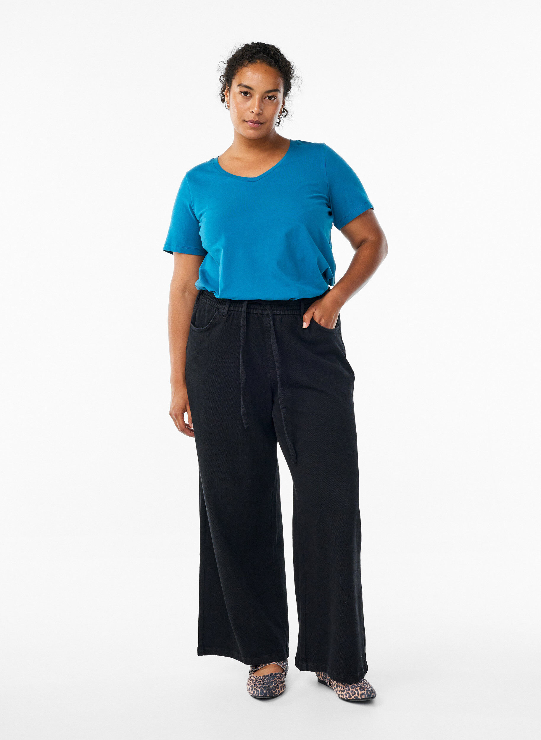 ZizziEinfarbiges basic T-Shirt aus Baumwolle, Petrol, Model image number 1