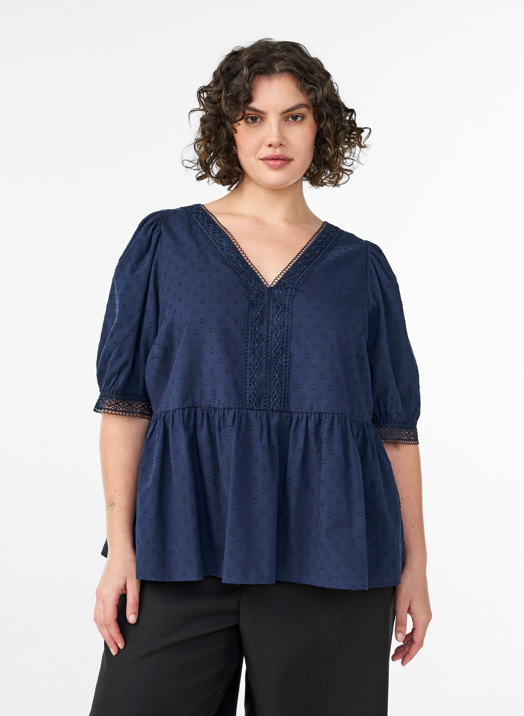 ZizziBluse aus strukturierter Baumwolle mit H&auml;keldetails, Blau, Model image number 0
