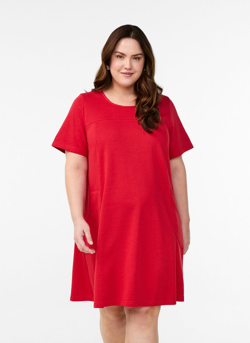 Jerseykleid mit kurzen &Auml;rmeln und Taschen, Rot, Model image number 0