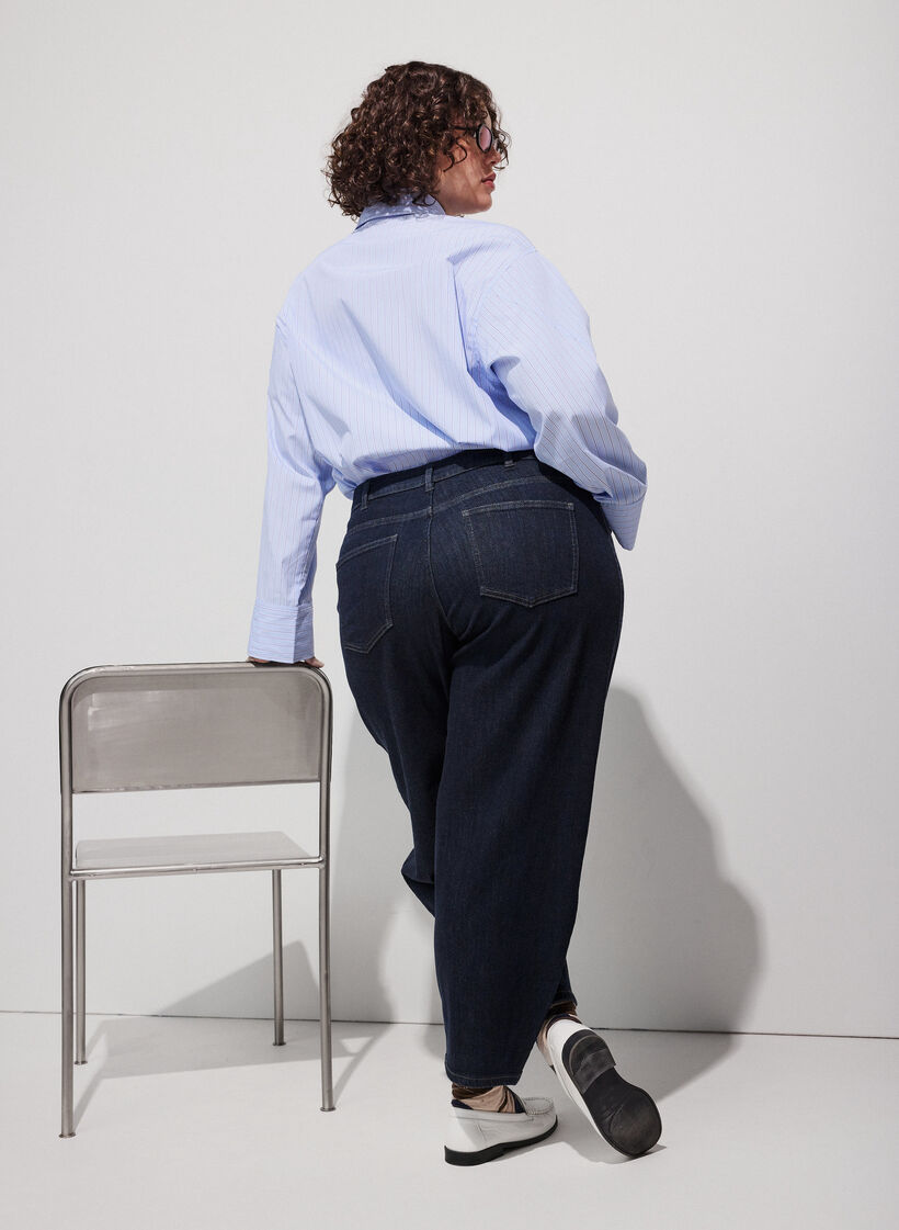 Barrel-Jeans mit hoher Taille, Blau, Model image number 1