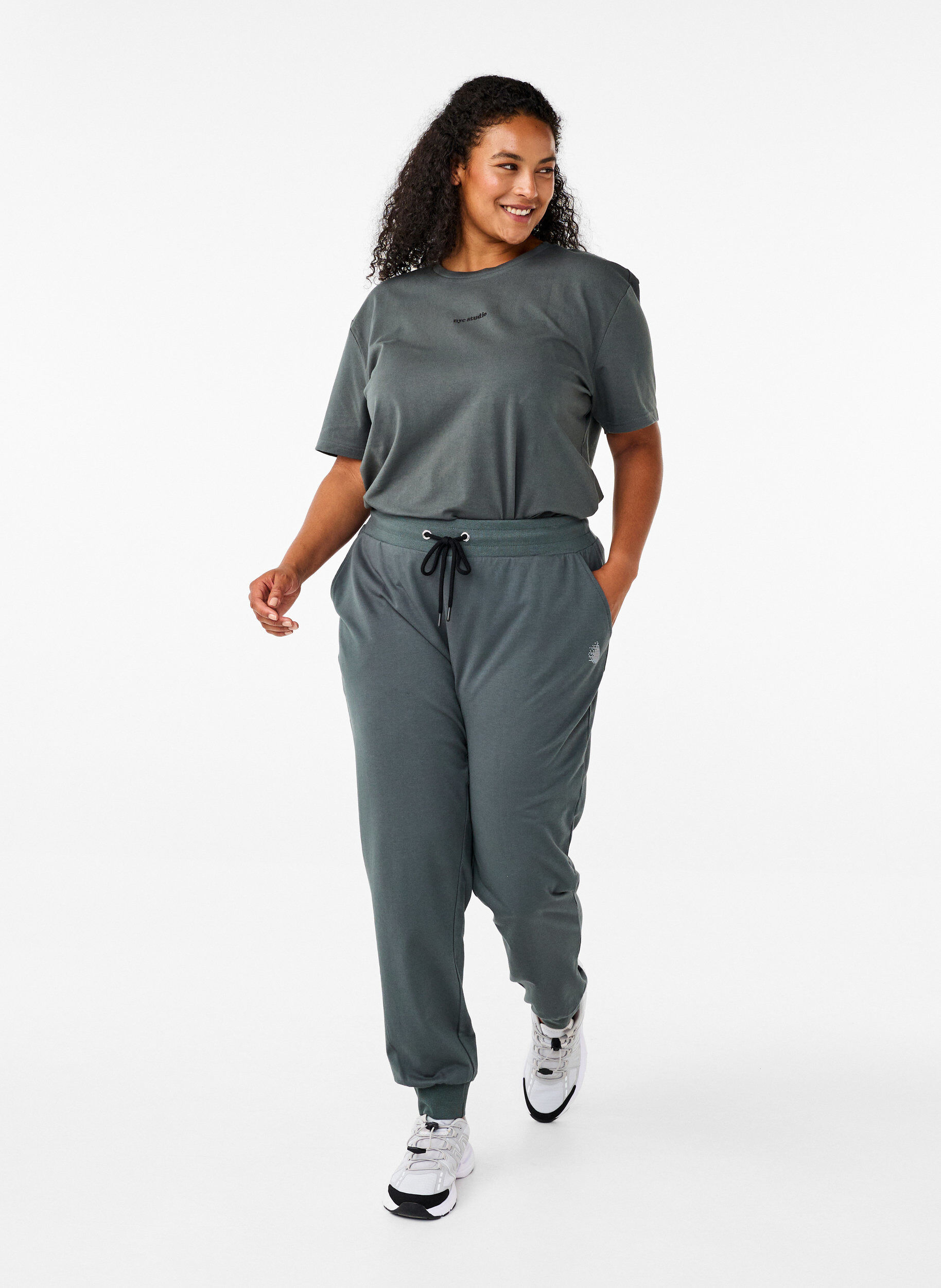 Sporthosen \u0026 Leggings in großen Größen für Damen (40-64) - Zizzi