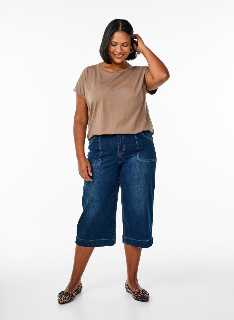 Kurz&auml;rmliges T-Shirt aus einer Baumwollmischung, Braun, Model image number 1