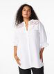 Langes Viskose-Shirt mit Spitzendetail, Bright White, Model image number 0