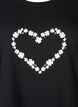 FLASH - T-Shirt mit Motiv, Black Flower Heart , Packshot image number 2