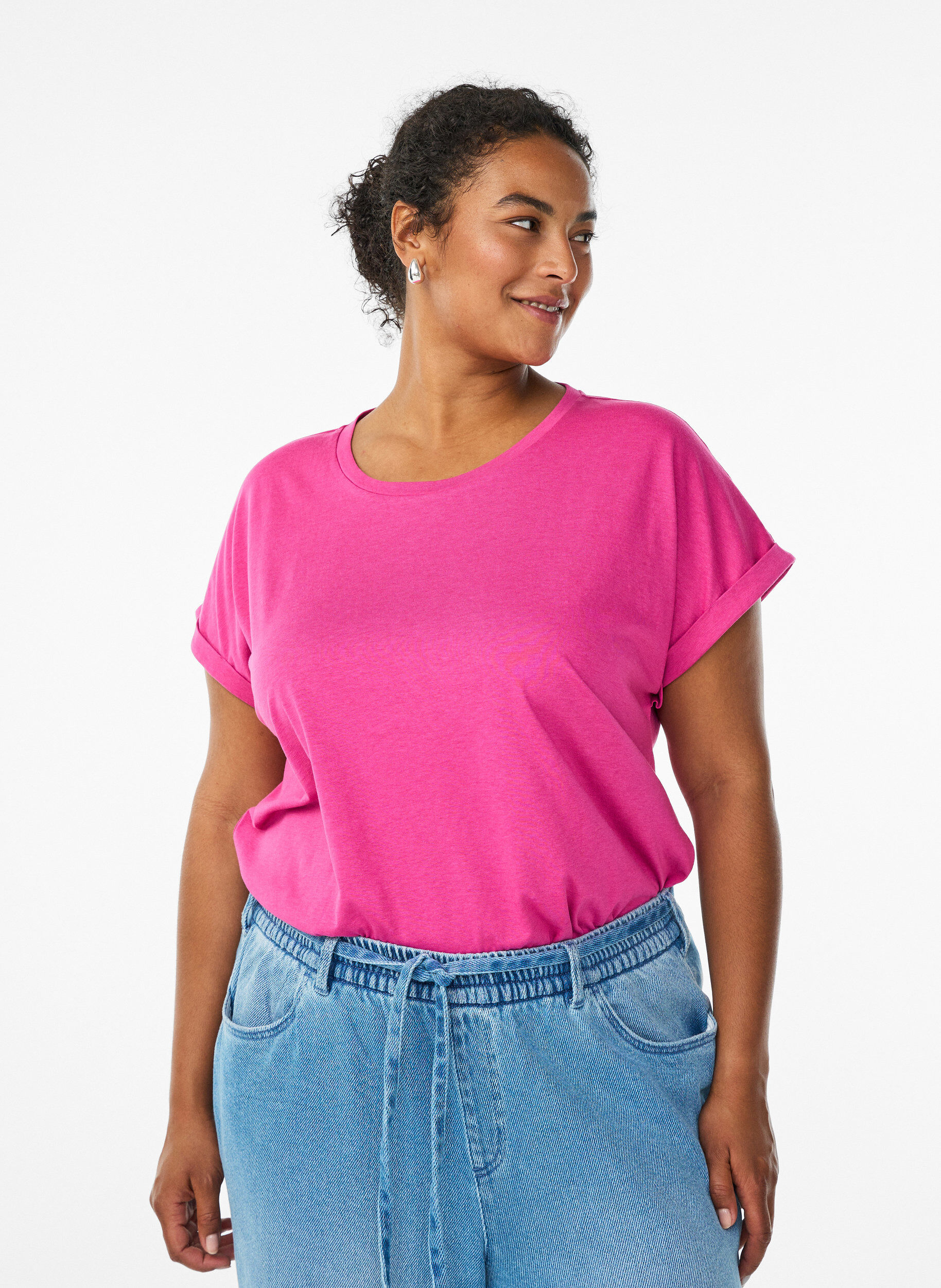 ZizziKurz&auml;rmliges T-Shirt aus einer Baumwollmischung, Rot, Model image number 0