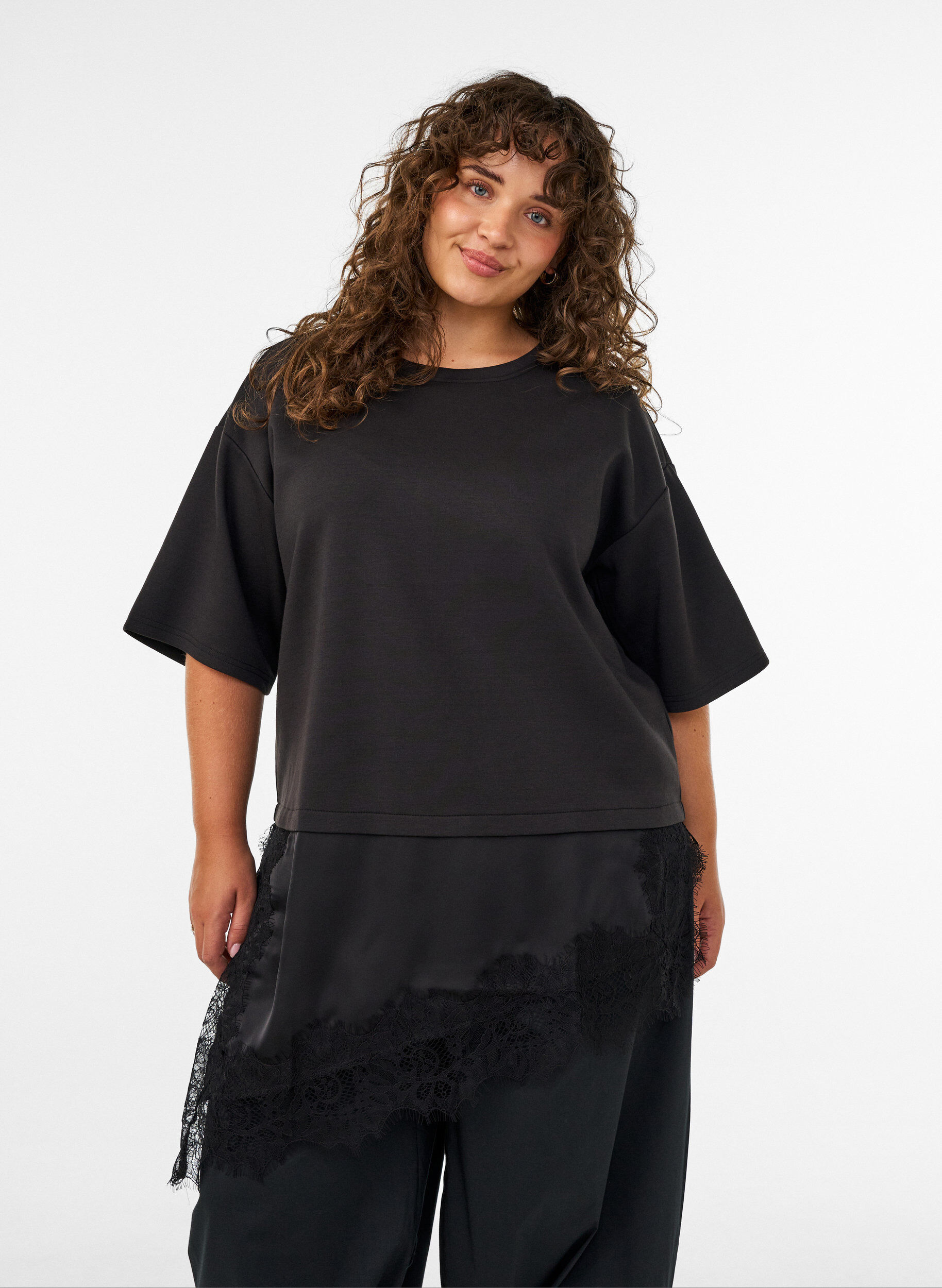 ZizziJerseybluse im Lagenlook mit Spitze, Schwarz, Model image number 0