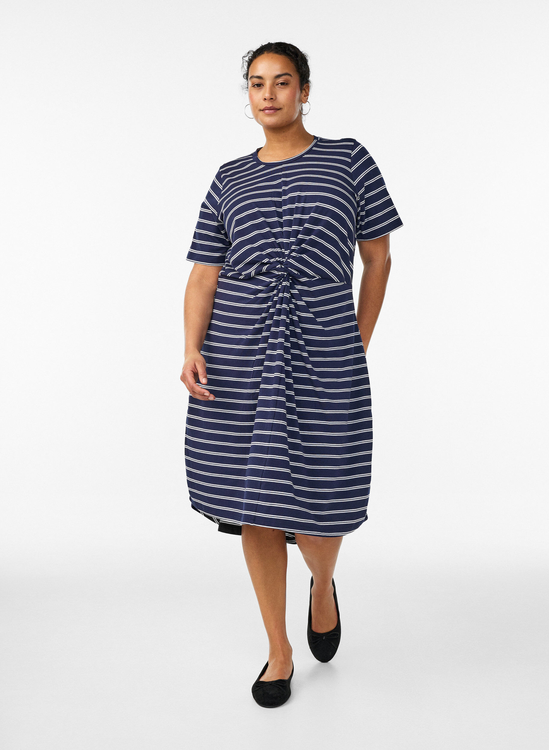 ZizziKleid aus Baumwolle mit Twist-Detail, Blau, Model image number 1