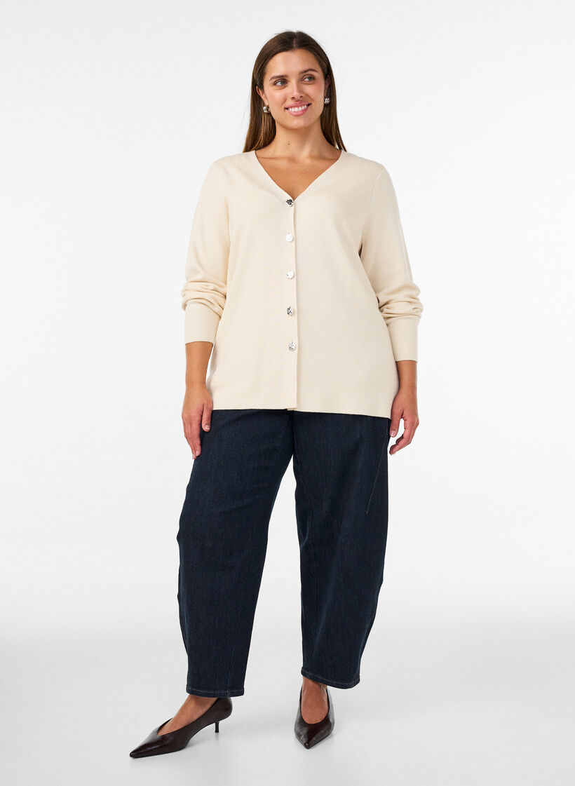 Cardigan aus Feinstrick mit dekorativen Kn&ouml;pfen, Vanille, Model image number 1