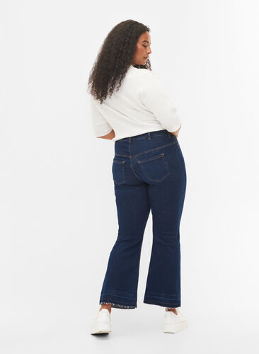 Ellen Bootcut-Jeans mit hoher Taille, Dark blue, Model image number 1