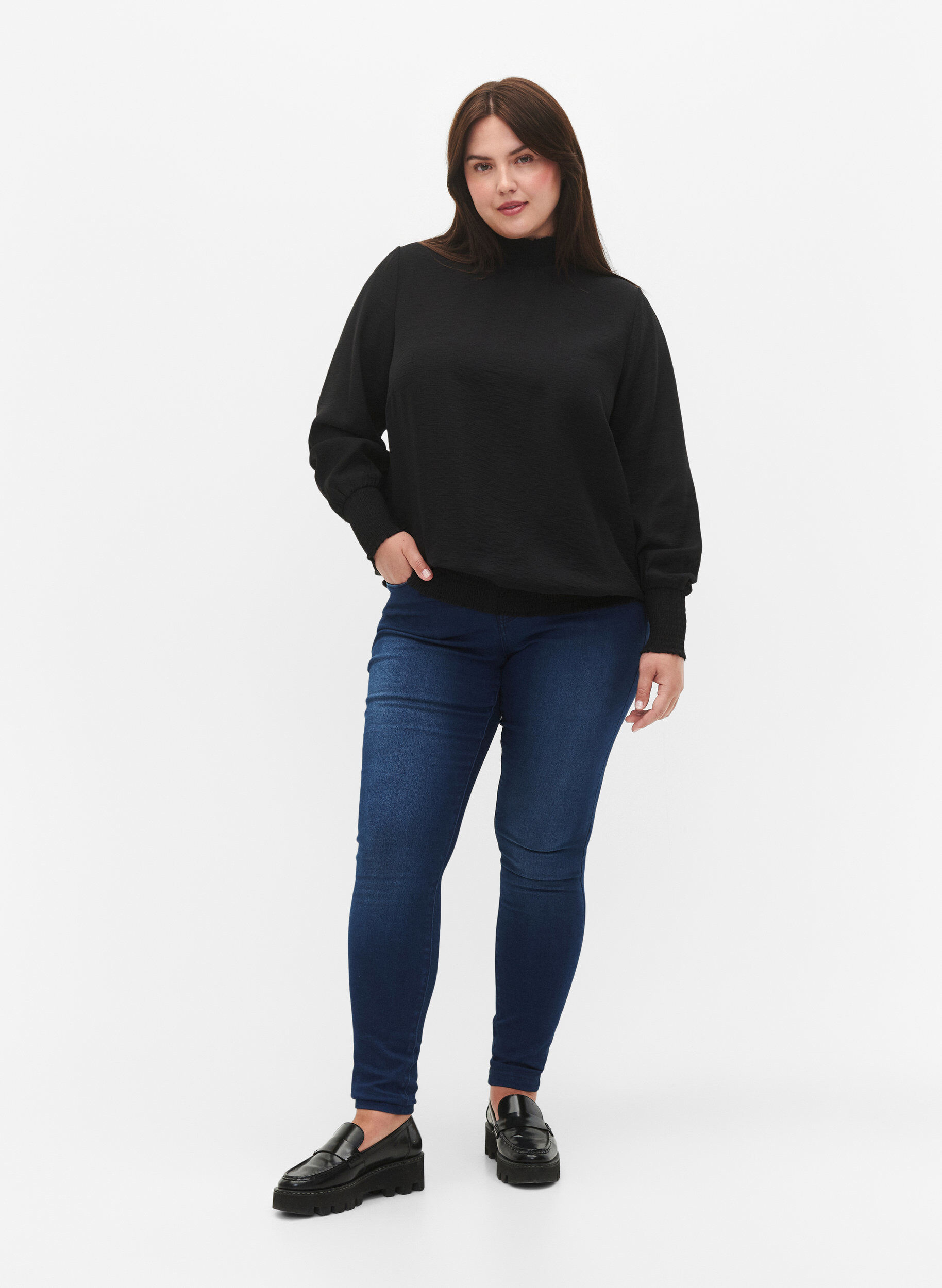 ZizziViskose Bluse mit Sch&uuml;rze, Black, Model image number 3
