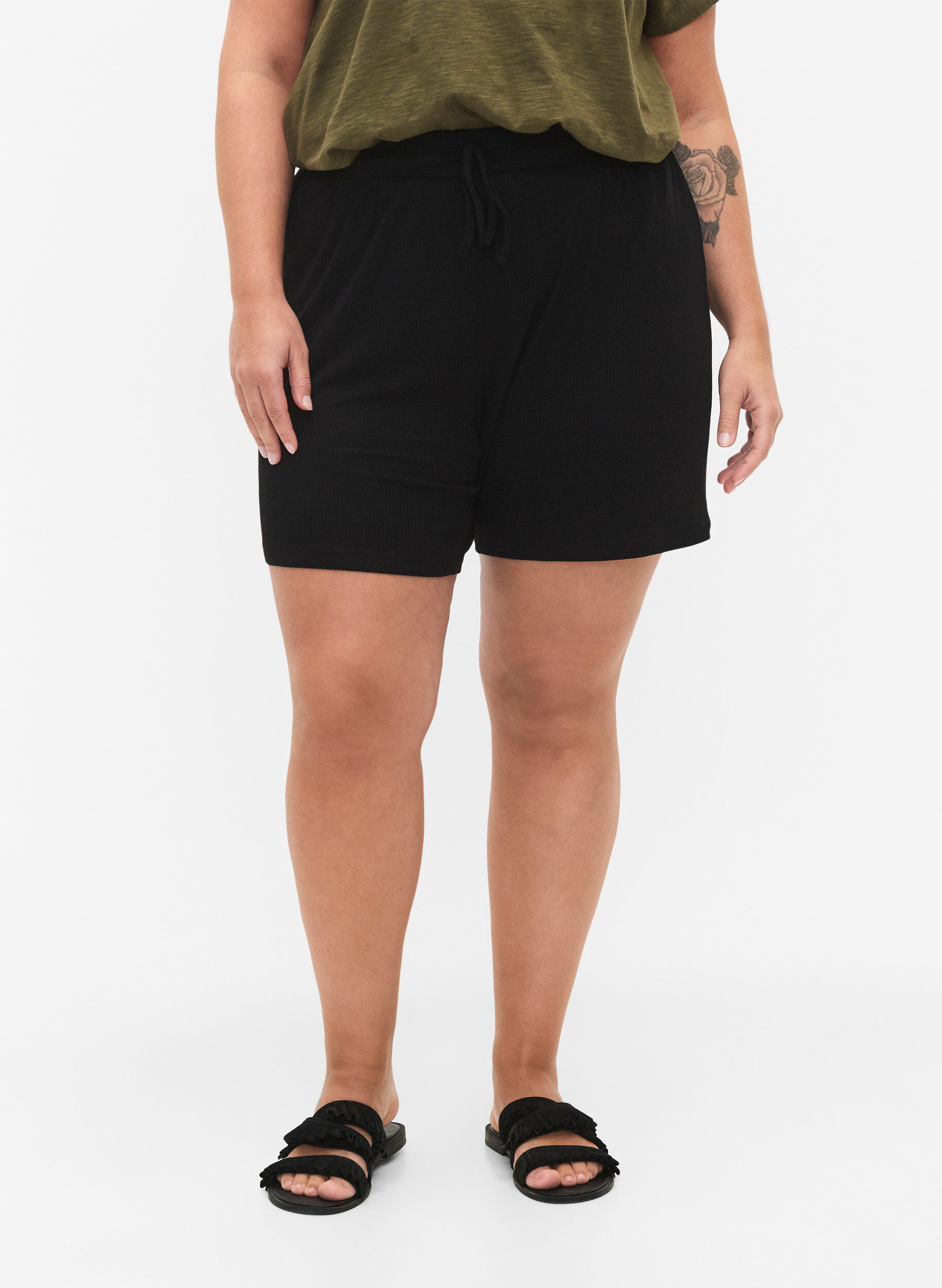 ZizziLockere Shorts aus Viskose mit Ripp, Black, Model image number 2
