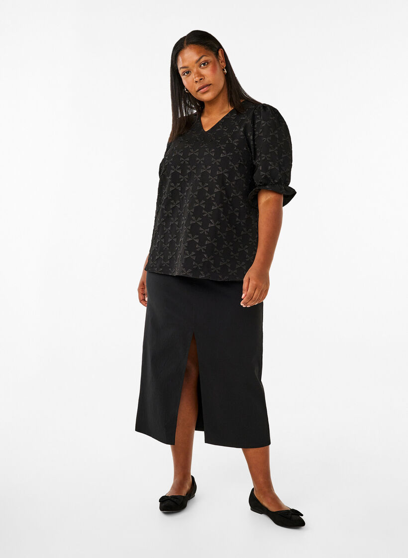 Kurzärmelige Jacquard-Bluse mit Schleifen, Black W. Bow, Model image number 2