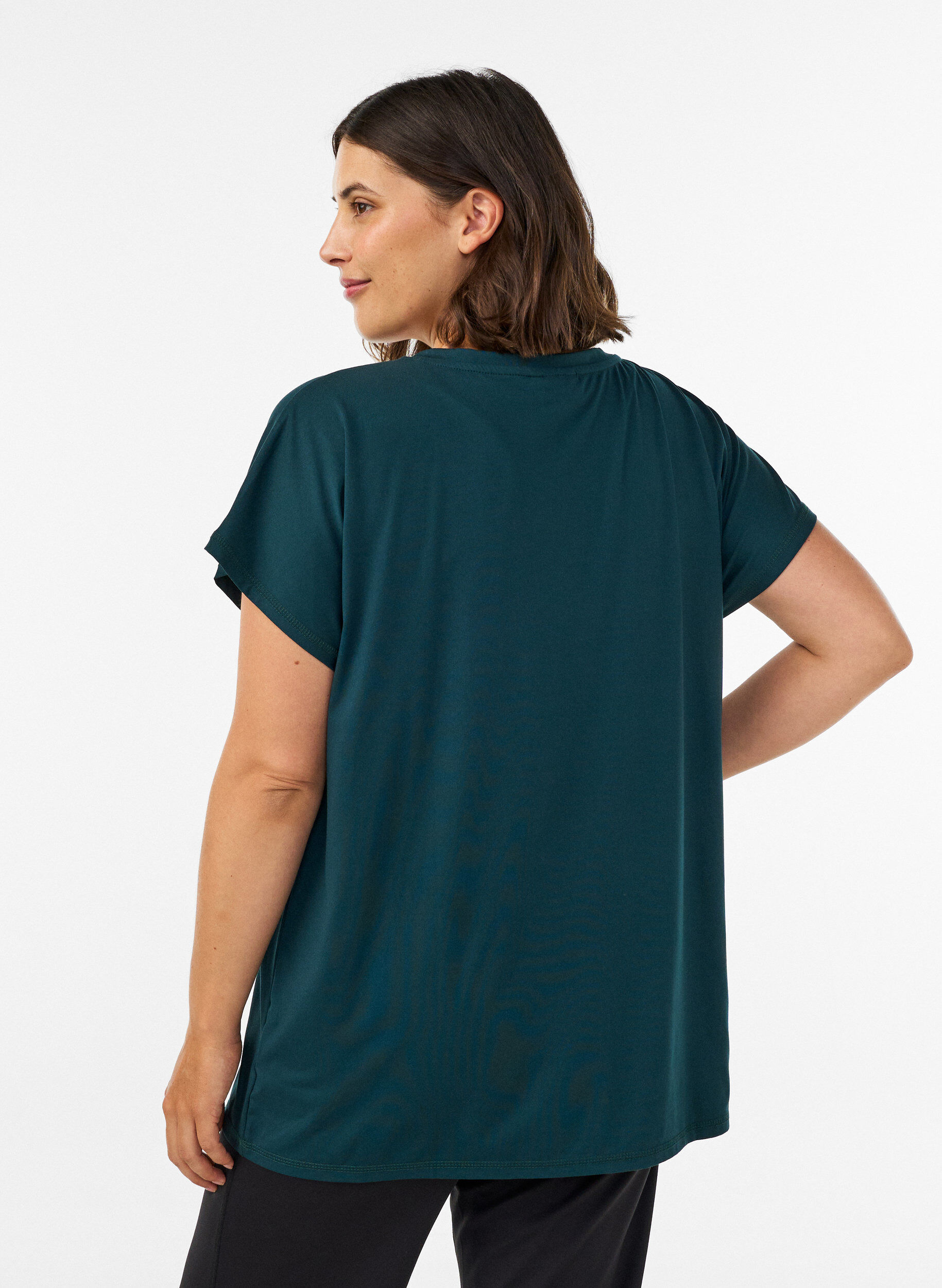 ZizziLockeres Trainings-T-Shirt mit V-Ausschnitt, Gr&uuml;n, Model image number 2
