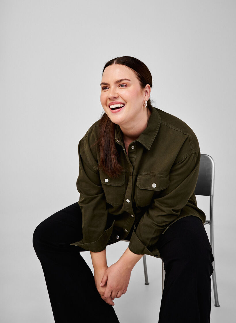 Unifarbenes Jeanshemd mit Brusttaschen, Forest Night, Image image number 0