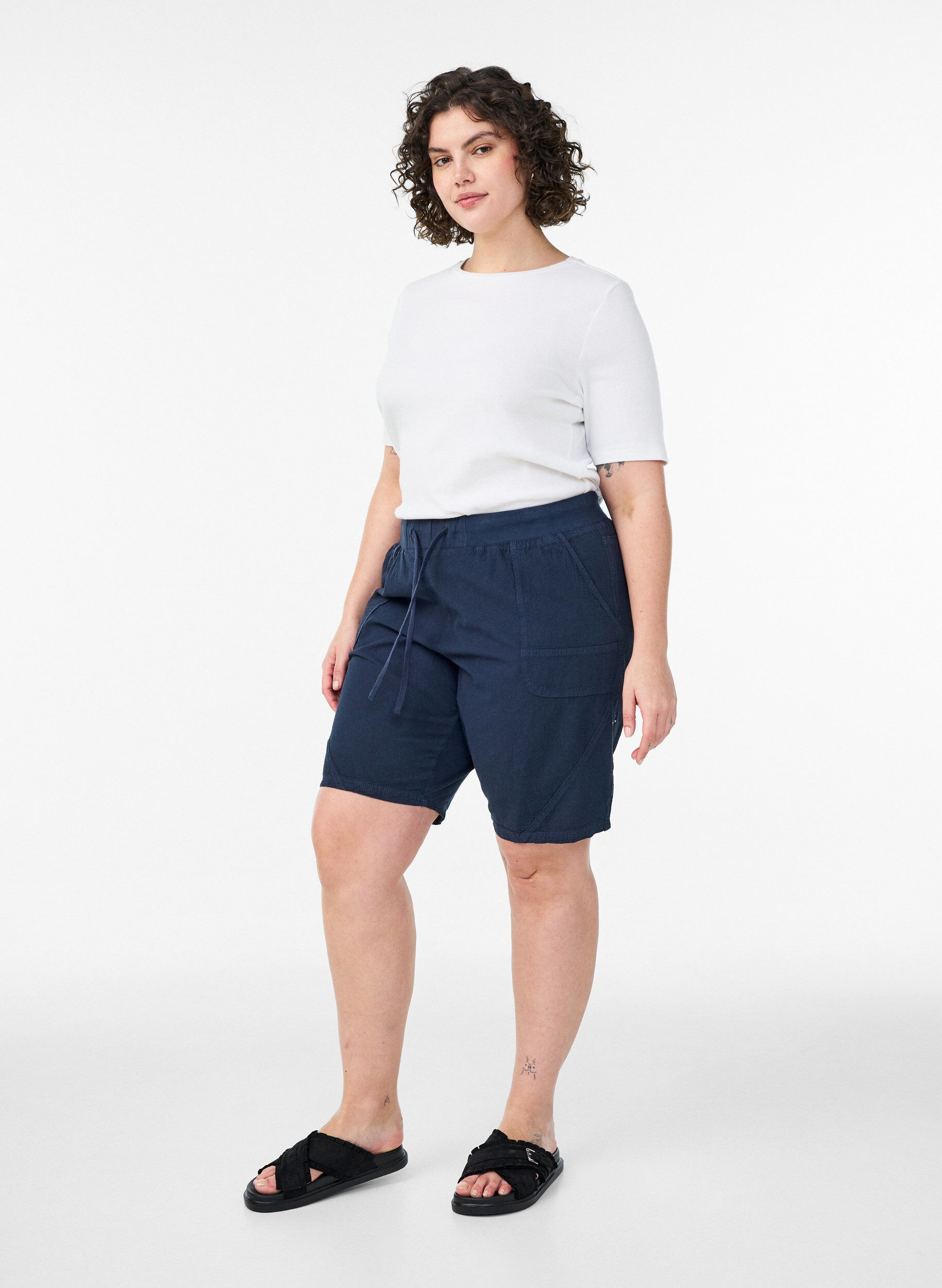 ZizziLockere Shorts aus Baumwolle mit Taschen, Blau, Model image number 1