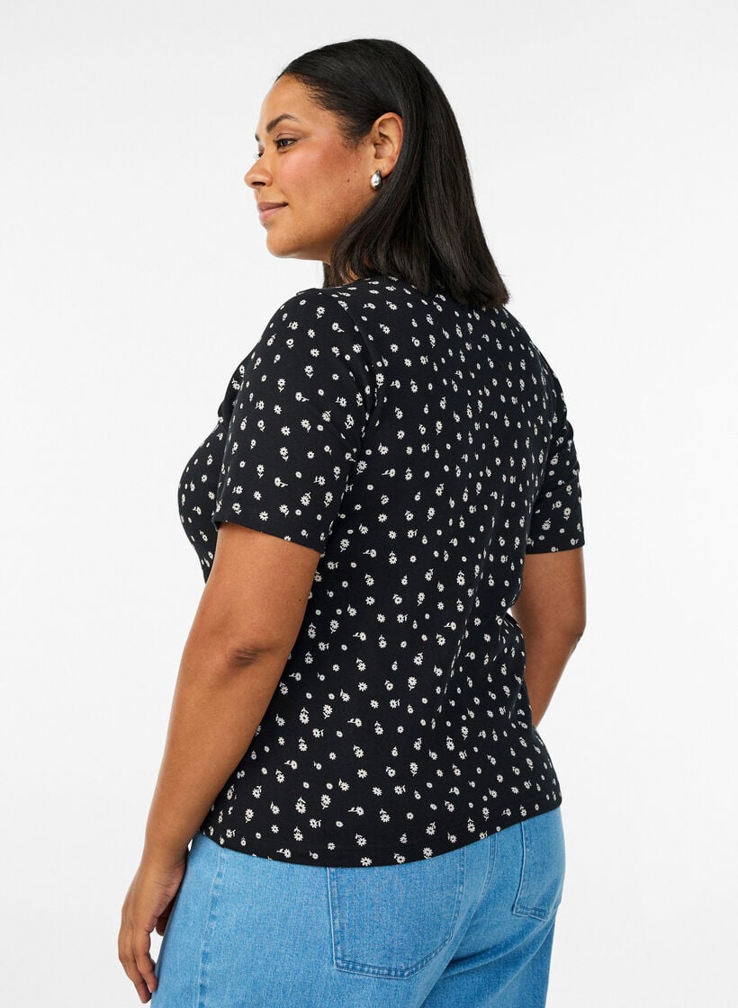T-Shirt aus Baumwolle mit Allover-Druck, Schwarz, Model image number 2