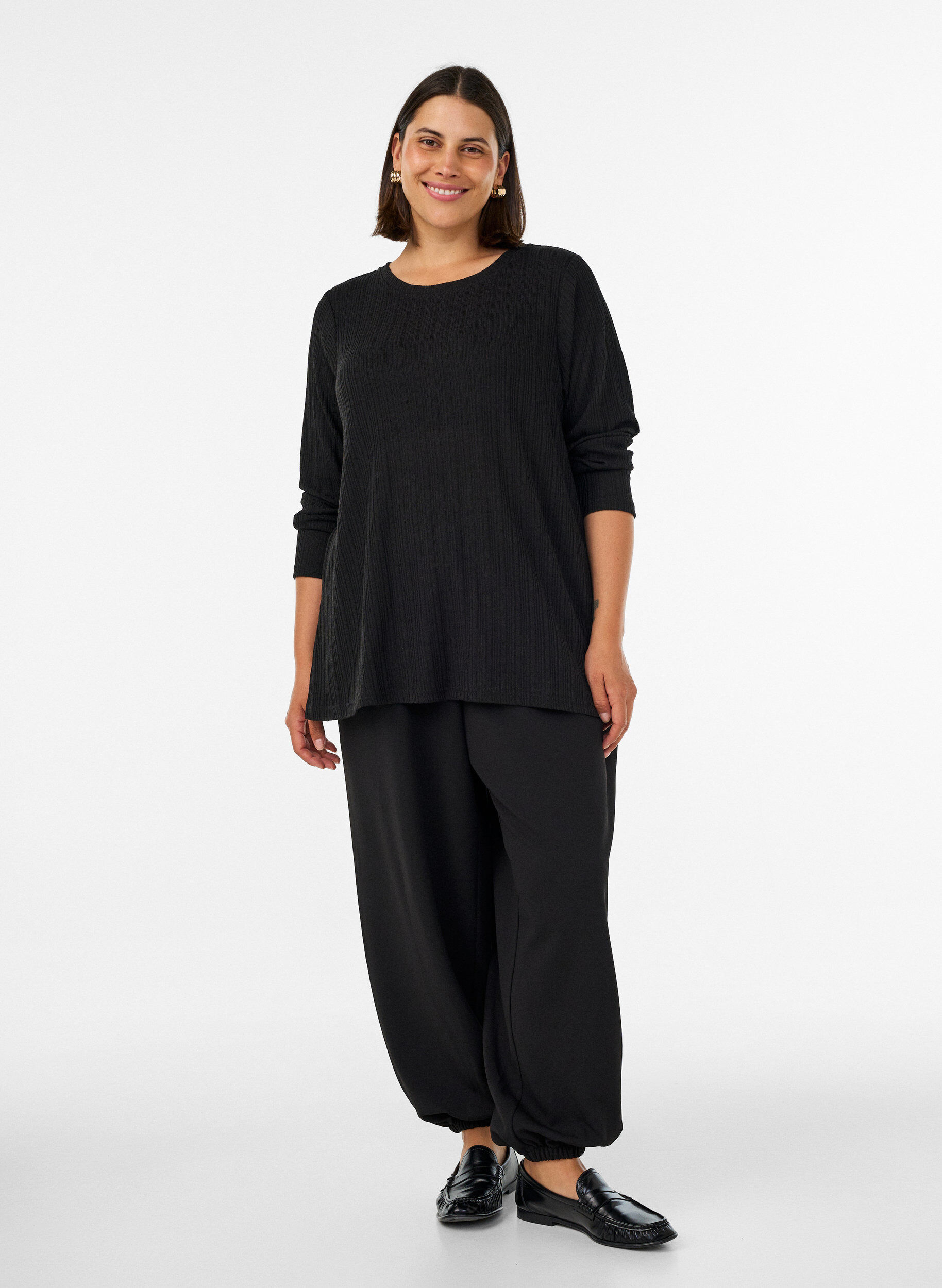ZizziBluse aus Jersey mit Rippstruktur und langen &Auml;rmeln, Schwarz, Model image number 1