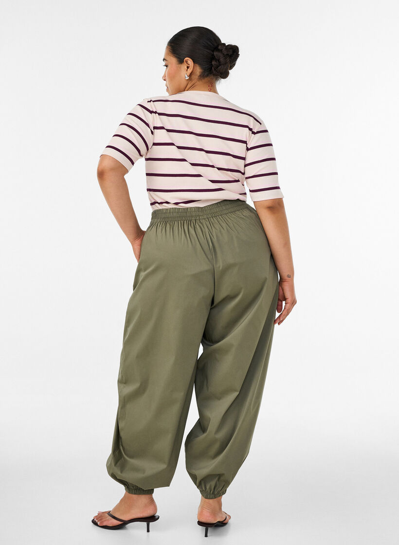 Ballonhose mit Taschen und elastischem Bund, Gr&uuml;n, Model image number 1