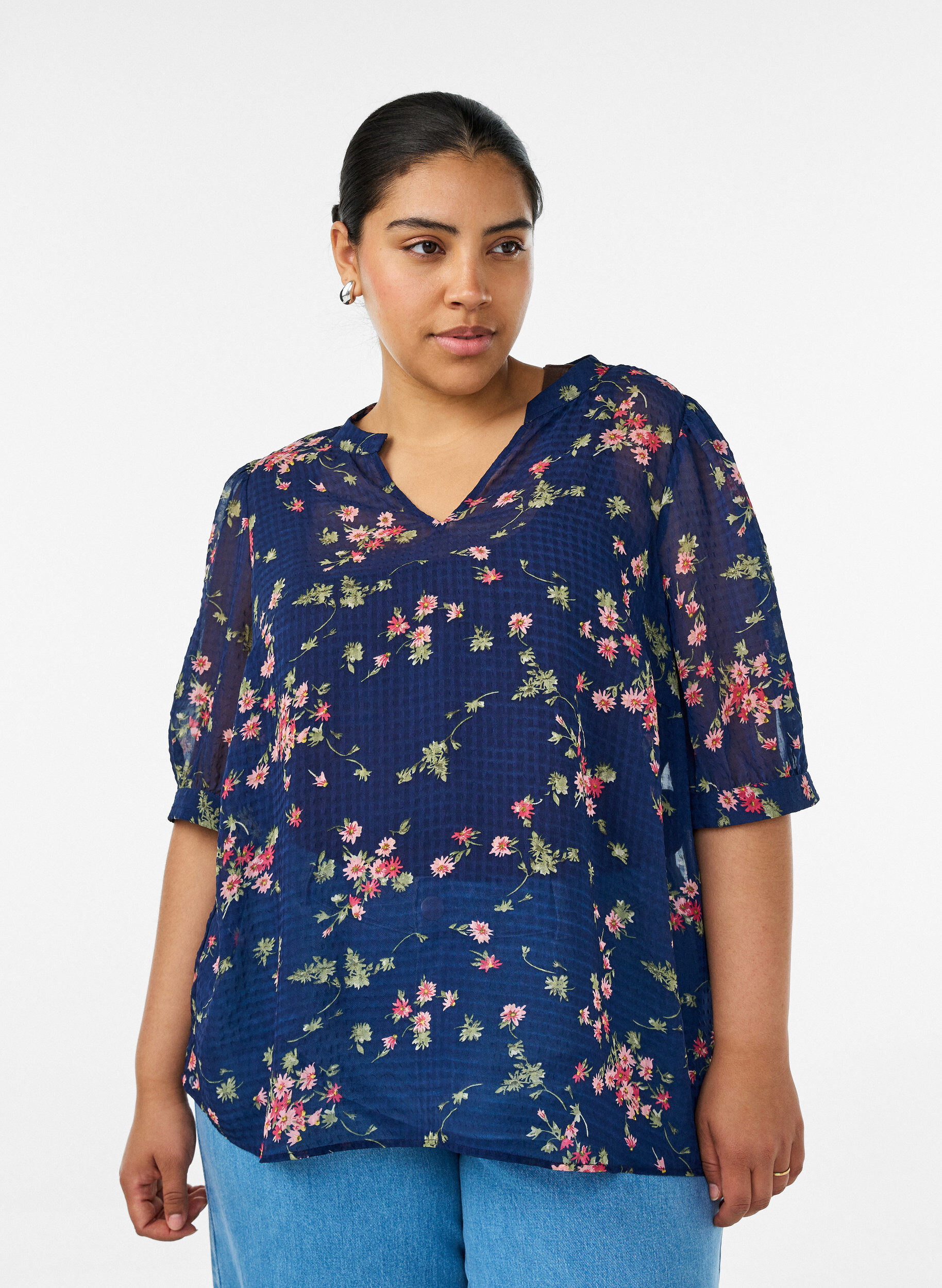 ZizziGebl&uuml;mte Bluse mit V-Ausschnitt, Blau, Model image number 0