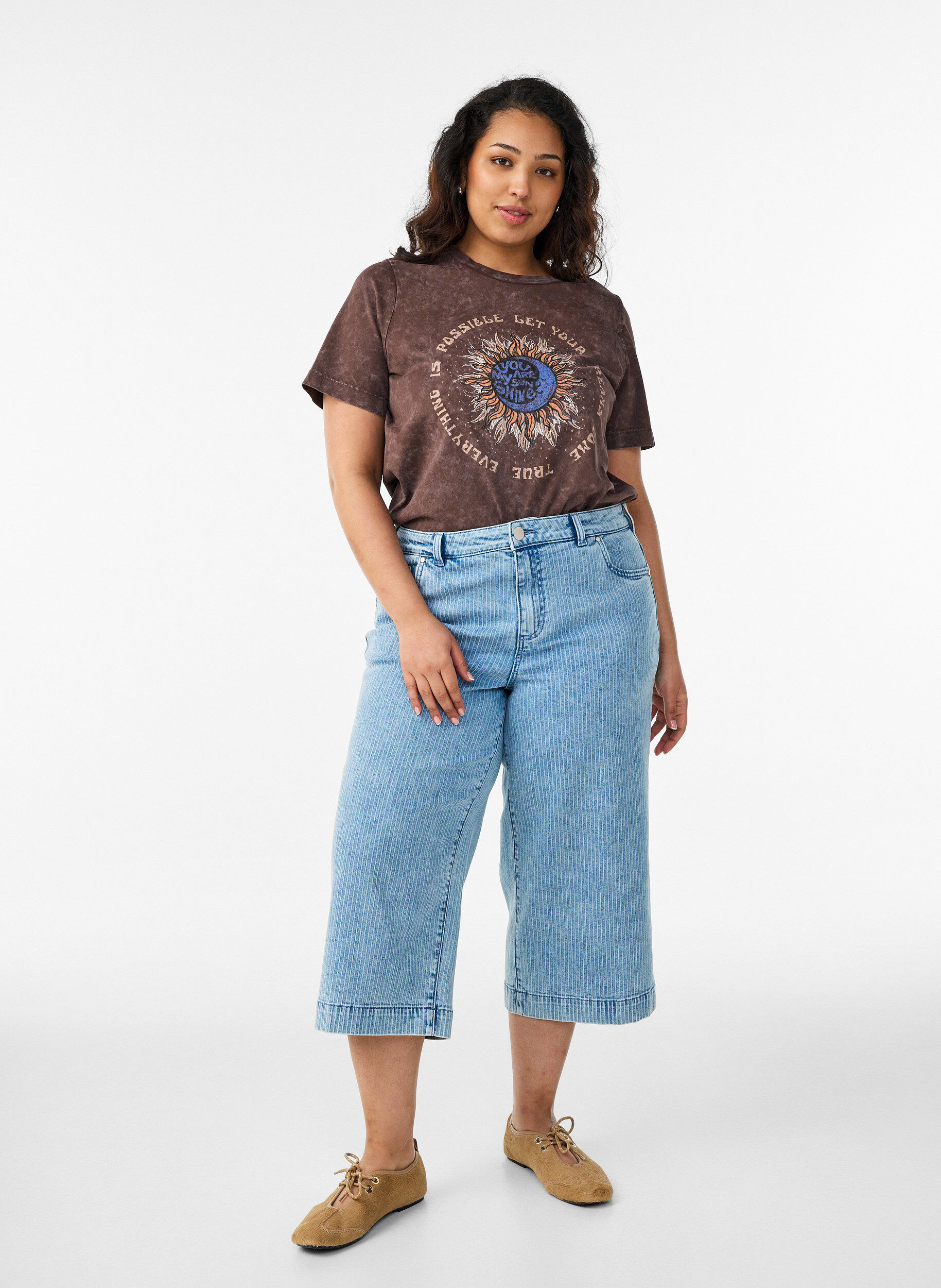 ZizziBaumwoll-T-Shirt mit Frontprint, Braun, Model image number 1