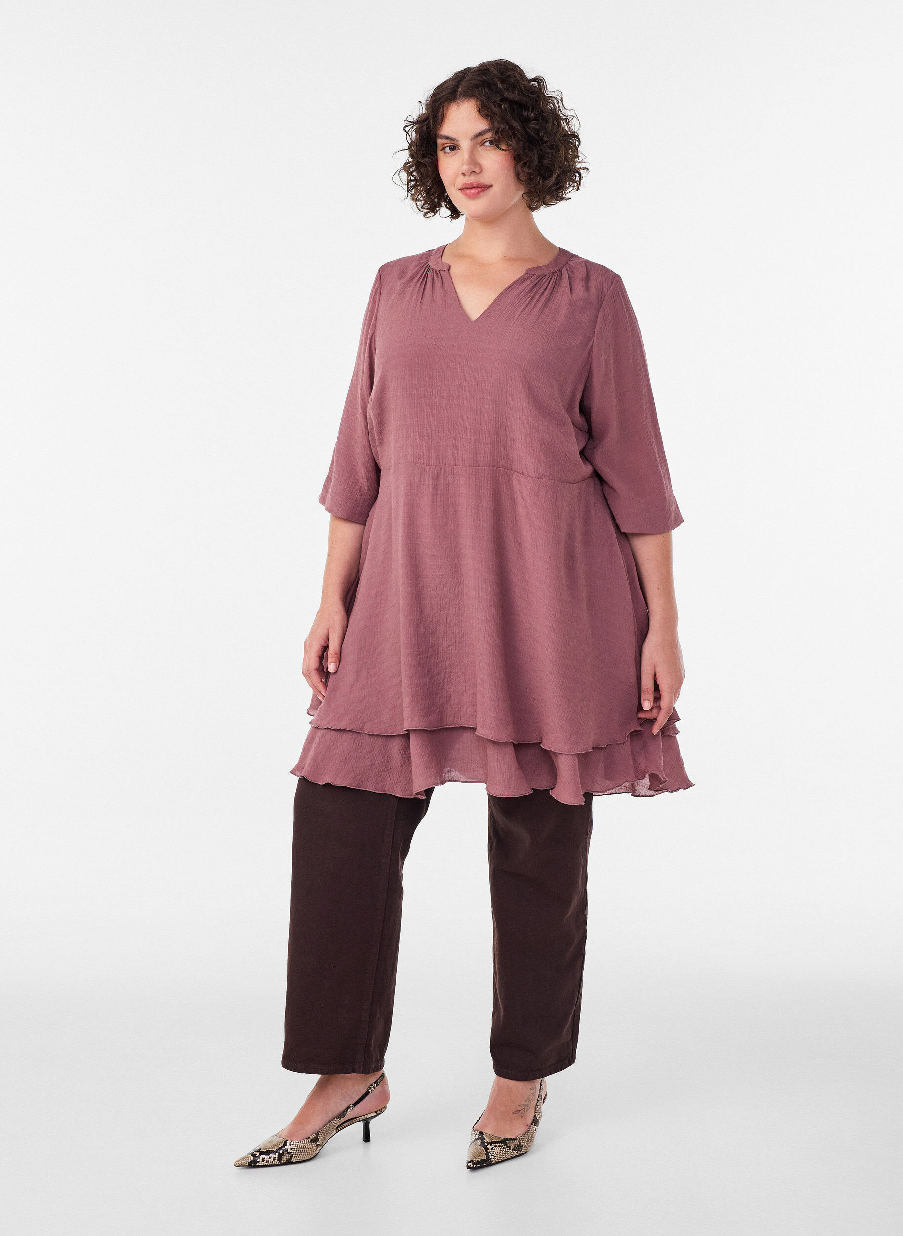 ZizziA-Linien-Kleid mit gestuften R&uuml;schen, Rot, Model image number 1