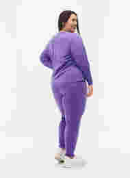 Melange-Strickhose mit Rippstrick, Purple Opulence Mel., Model
