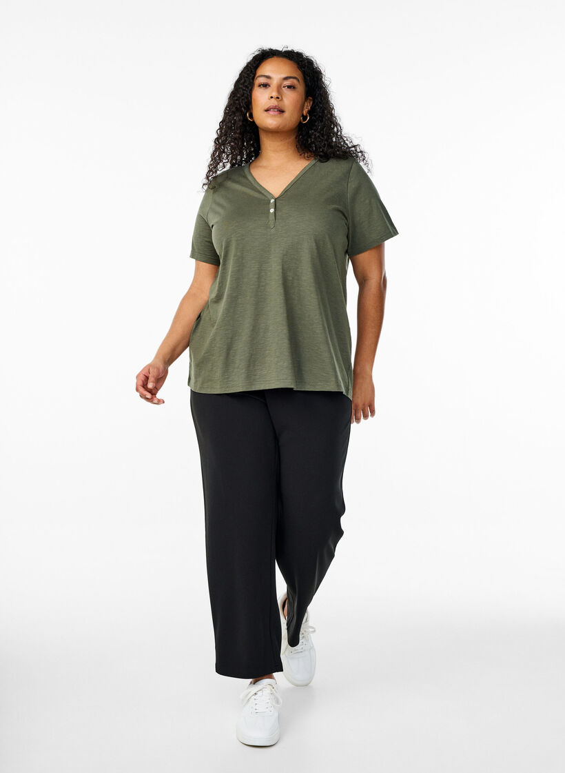 FLASH - T-Shirt mit Knopfleiste, Grün, Model image number 1