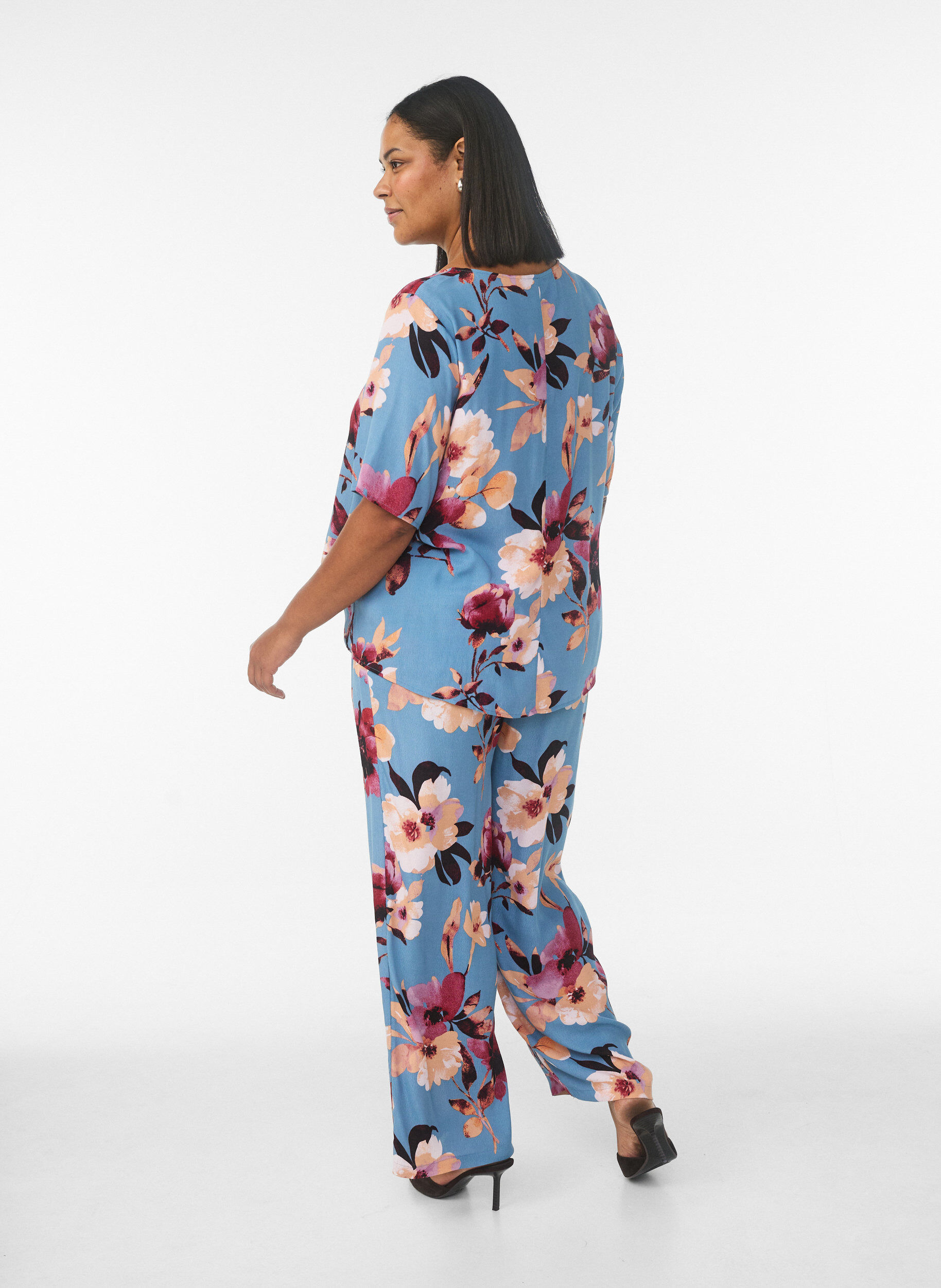 ZizziLockere Viskosehose mit Print, Blau, Model image number 1