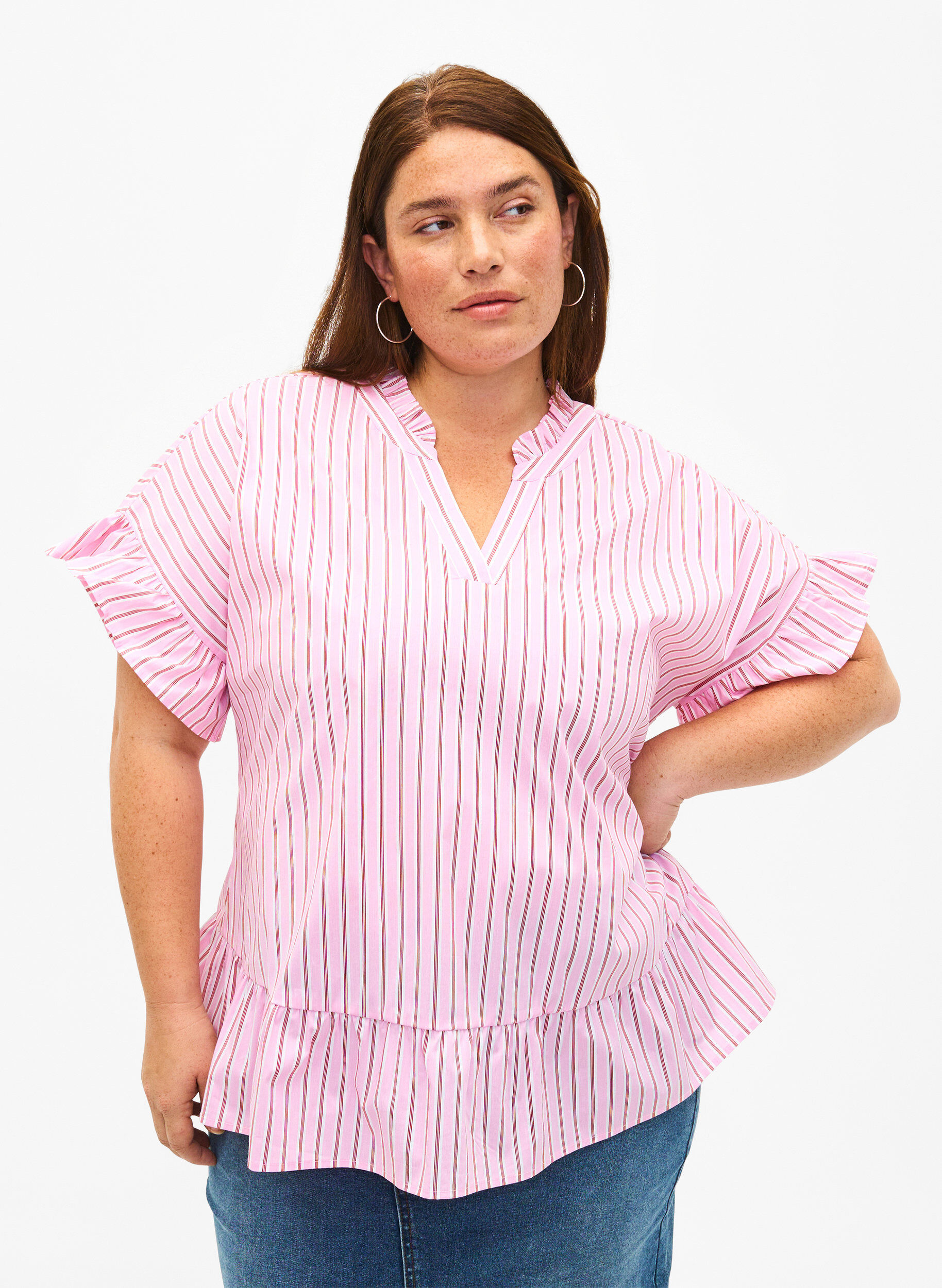 ZizziGestreifte Bluse mit Sch&ouml;&szlig;chen- und R&uuml;schendetails, Pink Red Stripe, Model image number 0