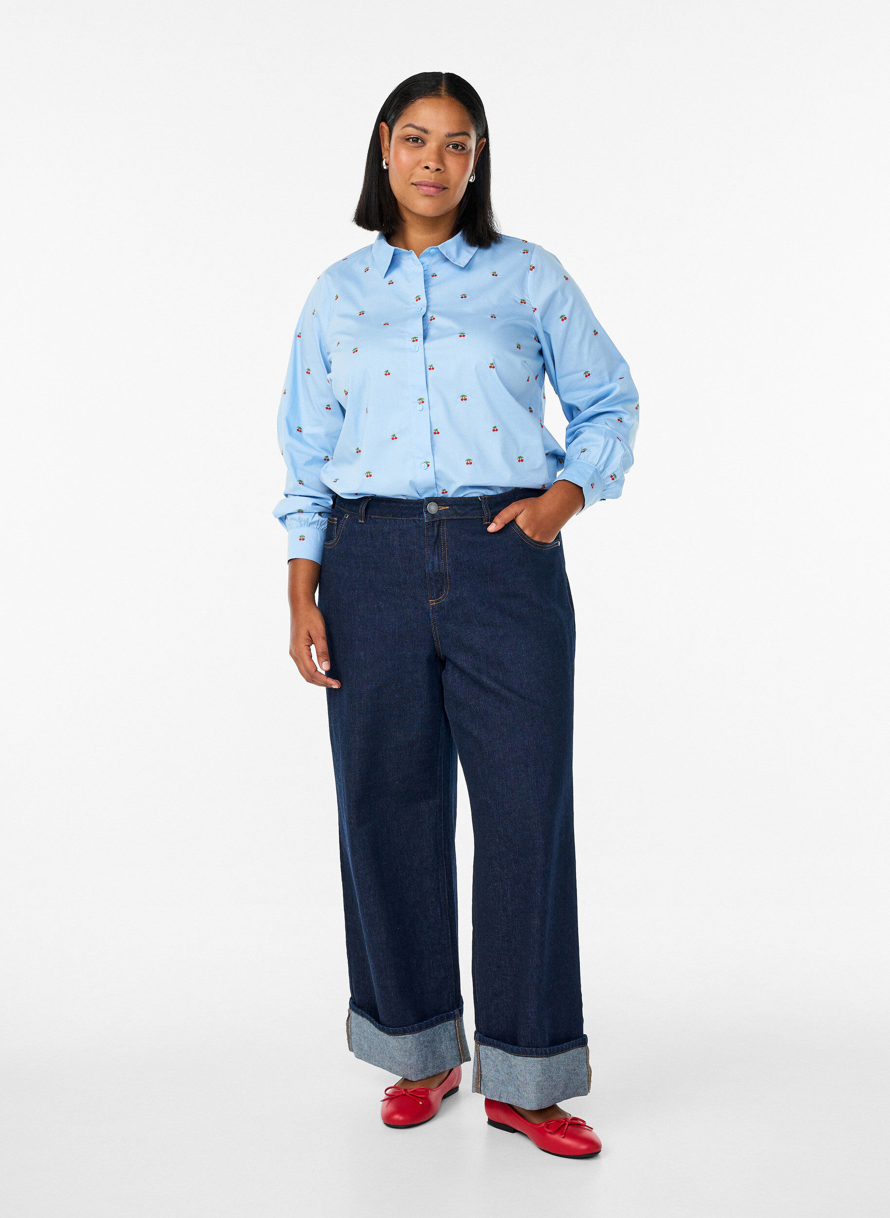 ZizziHemdbluse mit gestickten Kirschen, Blau, Model image number 1