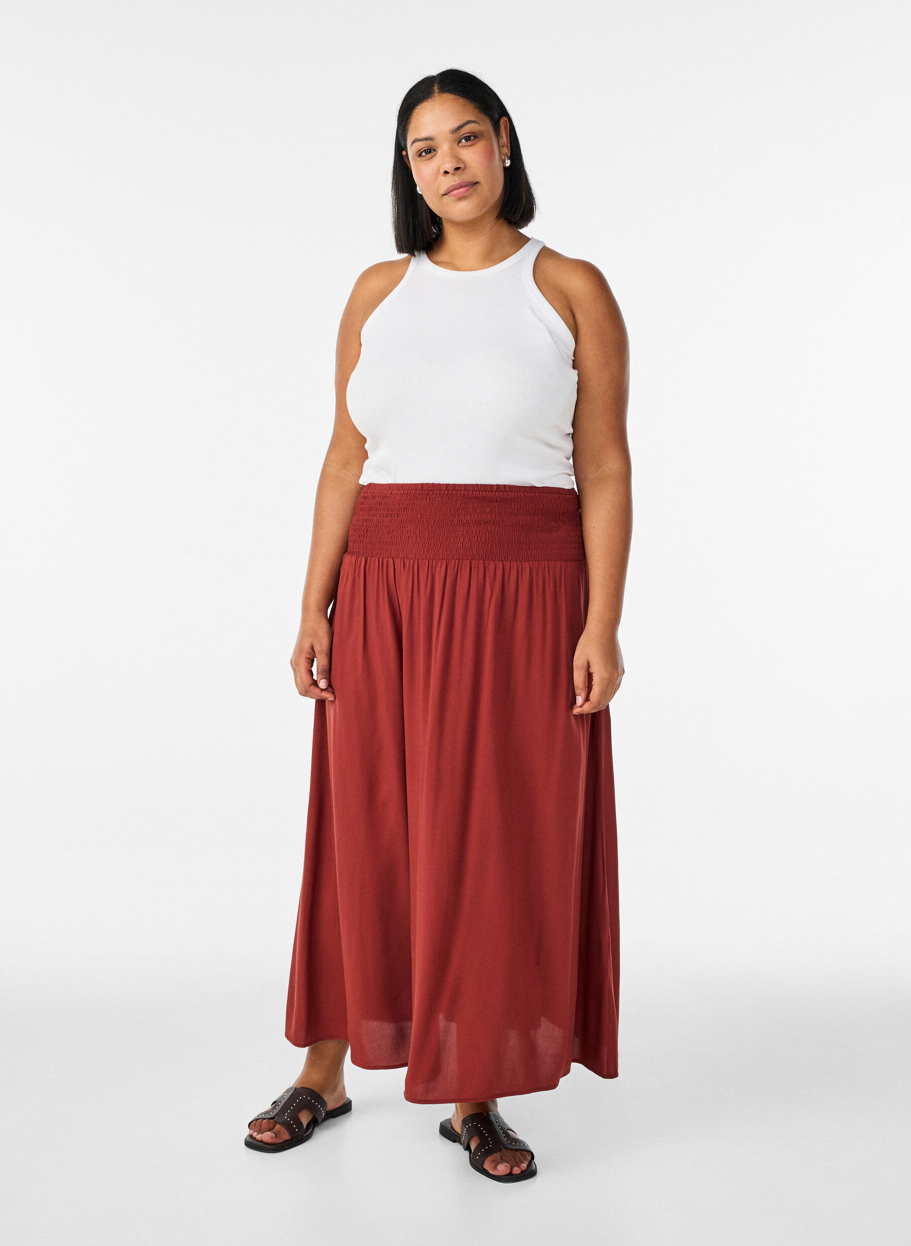 Maxirock aus Viskose mit Smock, Rot, Model