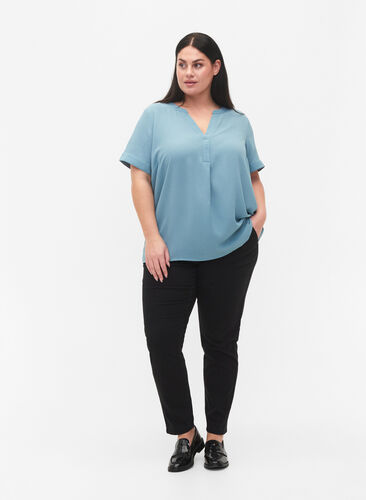 Kurzärmelige Bluse mit V-Ausschnitt, Smoke Blue, Model image number 2