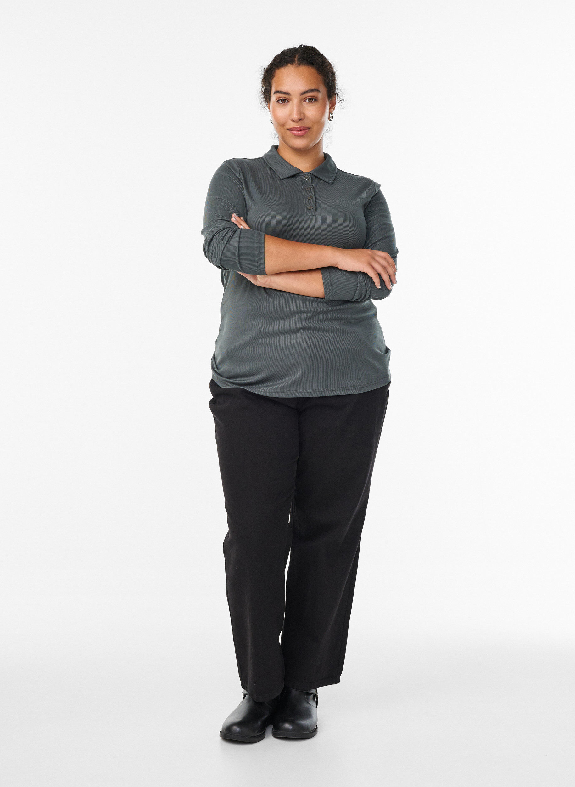 ZizziPoloshirt aus weichem Ripp mit langen &Auml;rmeln, Gr&uuml;n, Model image number 1