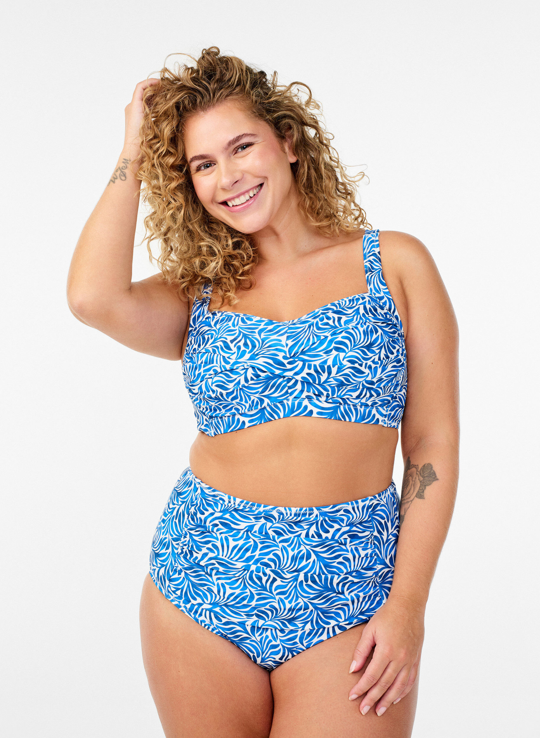 ZizziBikini-Slip mit Print und hoher Taille, Blau, Model image number 0